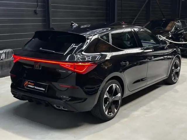 Cupra Leon view 4