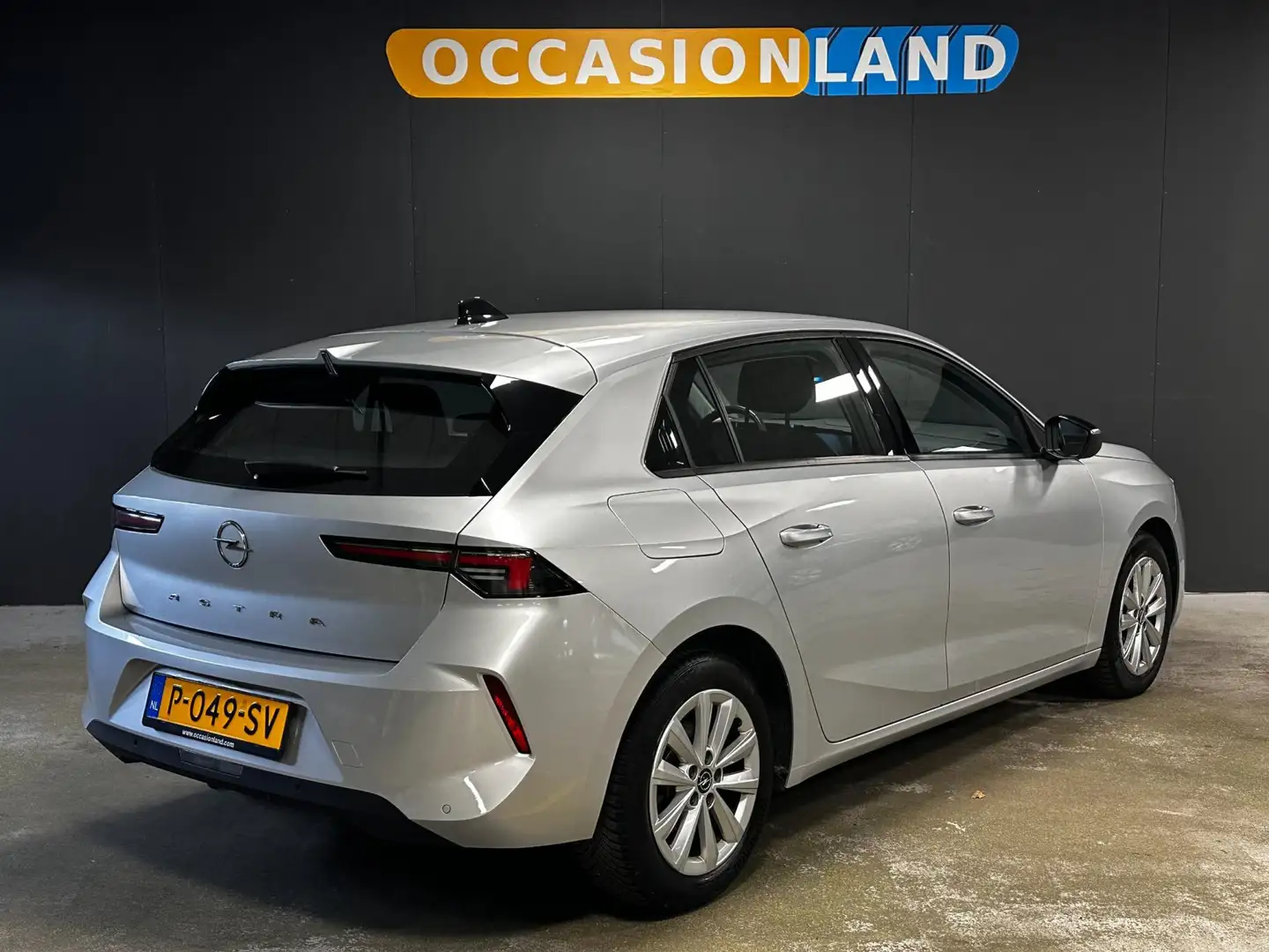 Opel Astra 1.2 Edition|LED|KEYLESS START|NAVI|PARKEERSENSOREN Grau - 2