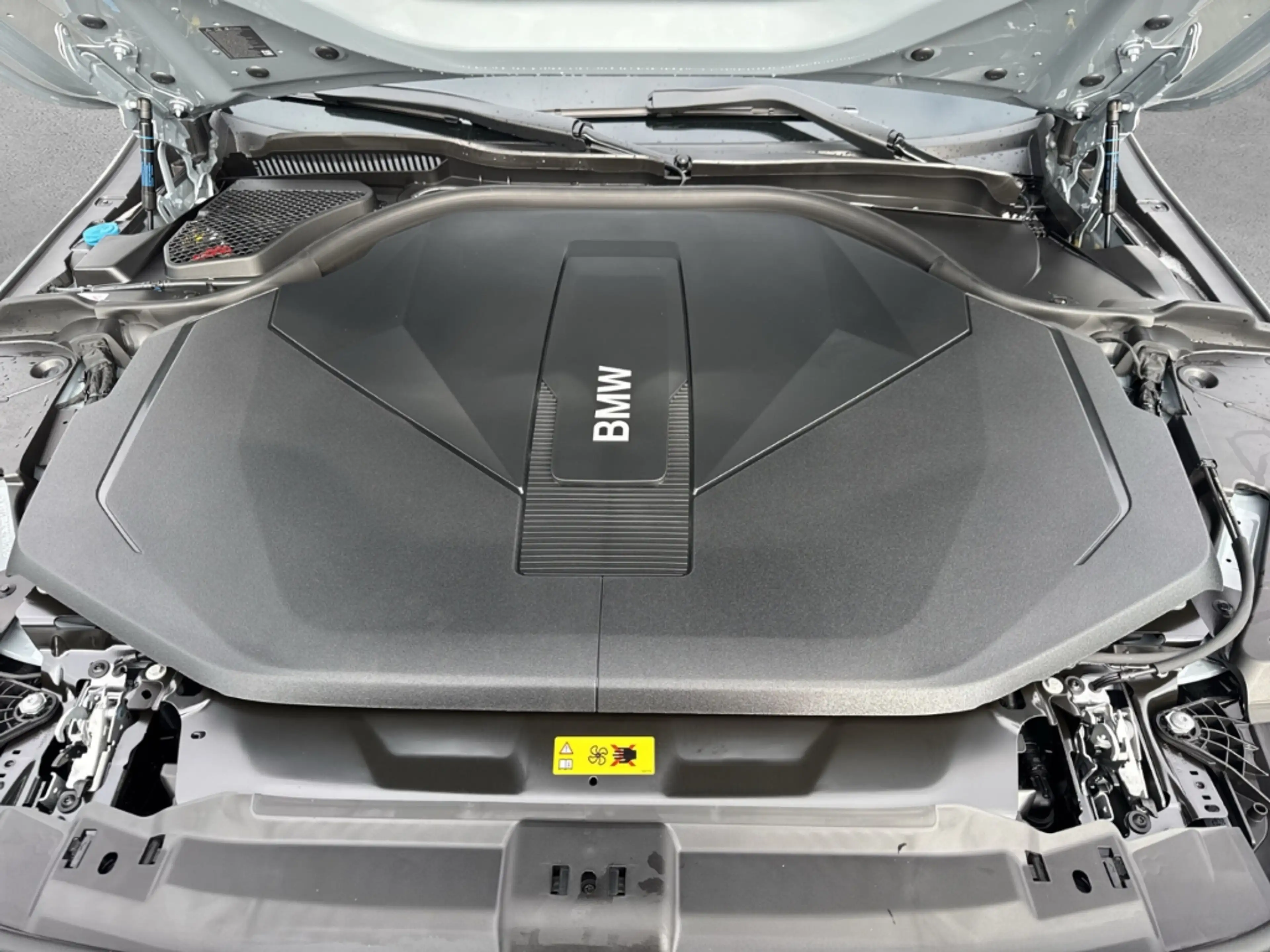 BMW i5 xDrive40 Limousine M Sport Pro LMR 20'' Park-Assis — photo 14