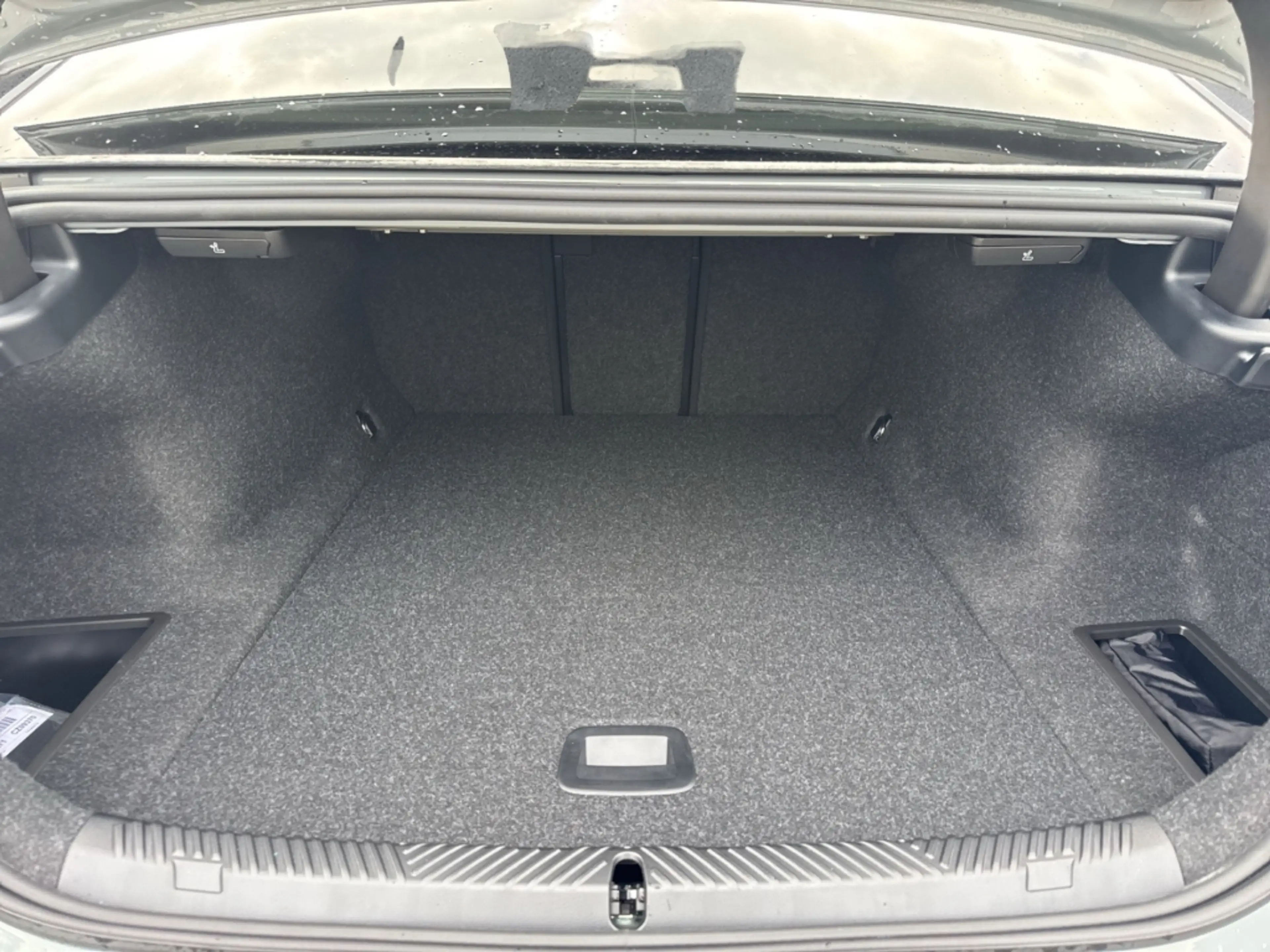 BMW i5 xDrive40 Limousine M Sport Pro LMR 20'' Park-Assis — photo 15
