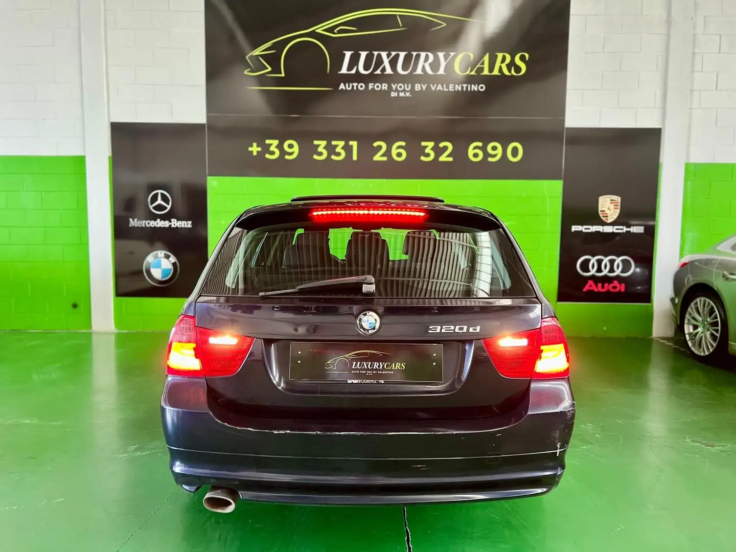 BMW 320 320d CatTouring Msport 177cv 1Prop Blu/Azzurro - 2