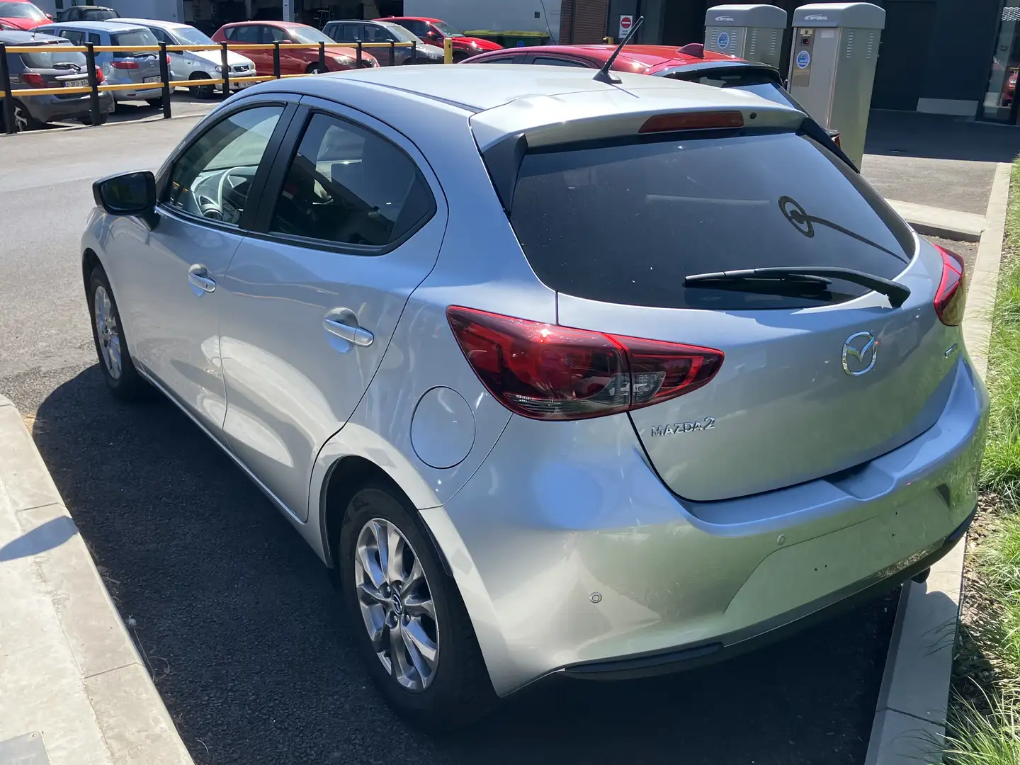 Mazda 2 SKYACTIV-G 90 Argent - 1