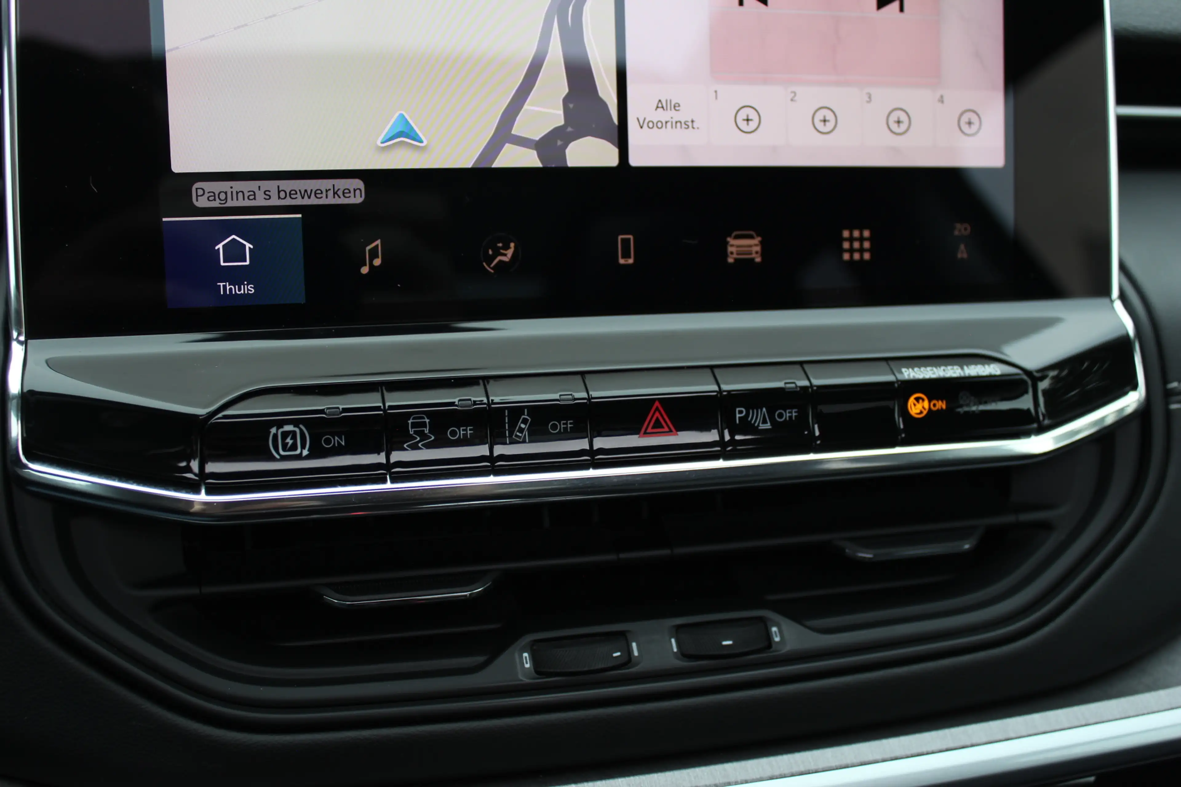 Jeep Compass 4xe 240 Plug-in Hybrid Electric S / Trekhaak / Pan — photo 29