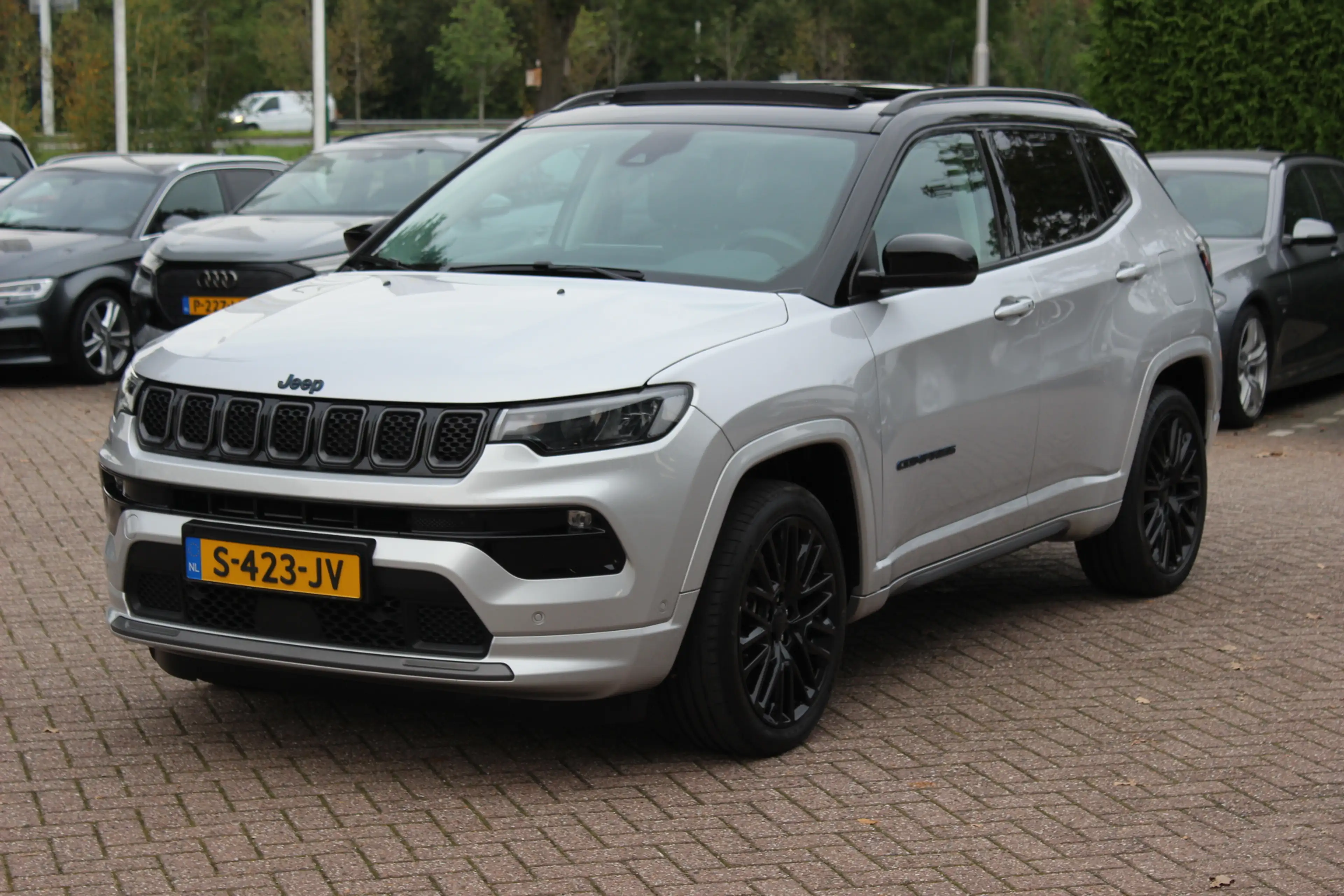Jeep Compass 4xe 240 Plug-in Hybrid Electric S / Trekhaak / Pan — photo 6