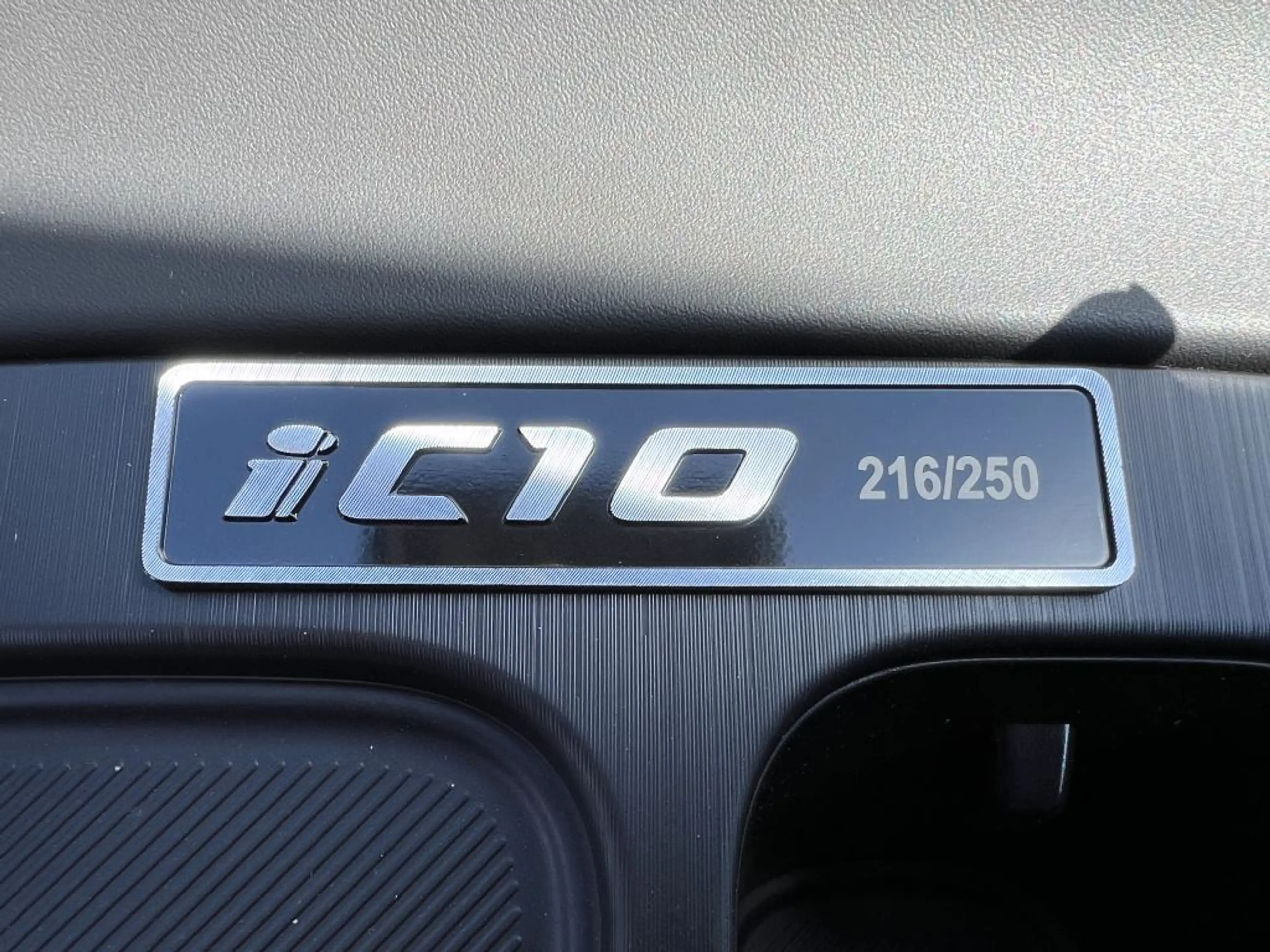 Leapmotor C10 iC10 81,9 kWh AWD — photo 10