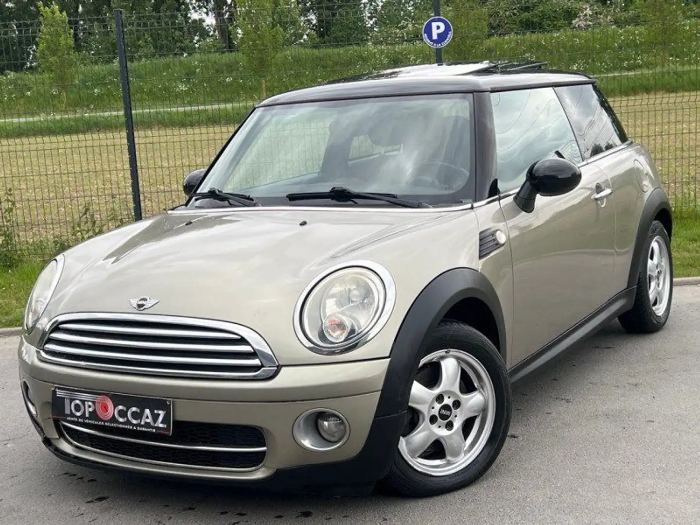 MINI Cooper D 110CH PACK CHILI / TOIT OUVRANT / Arany - 1