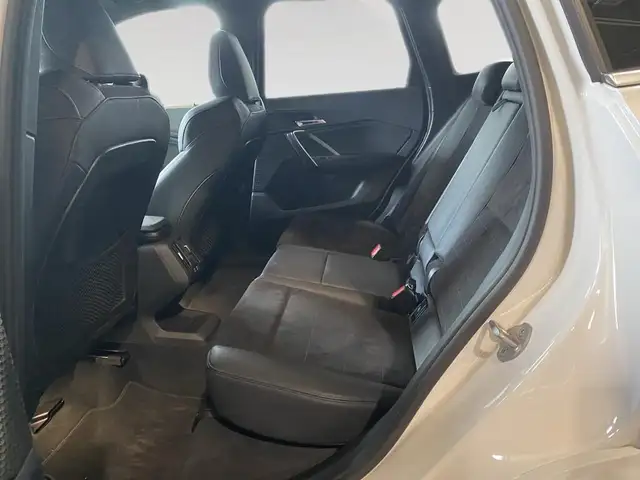 BMW X1 view 8