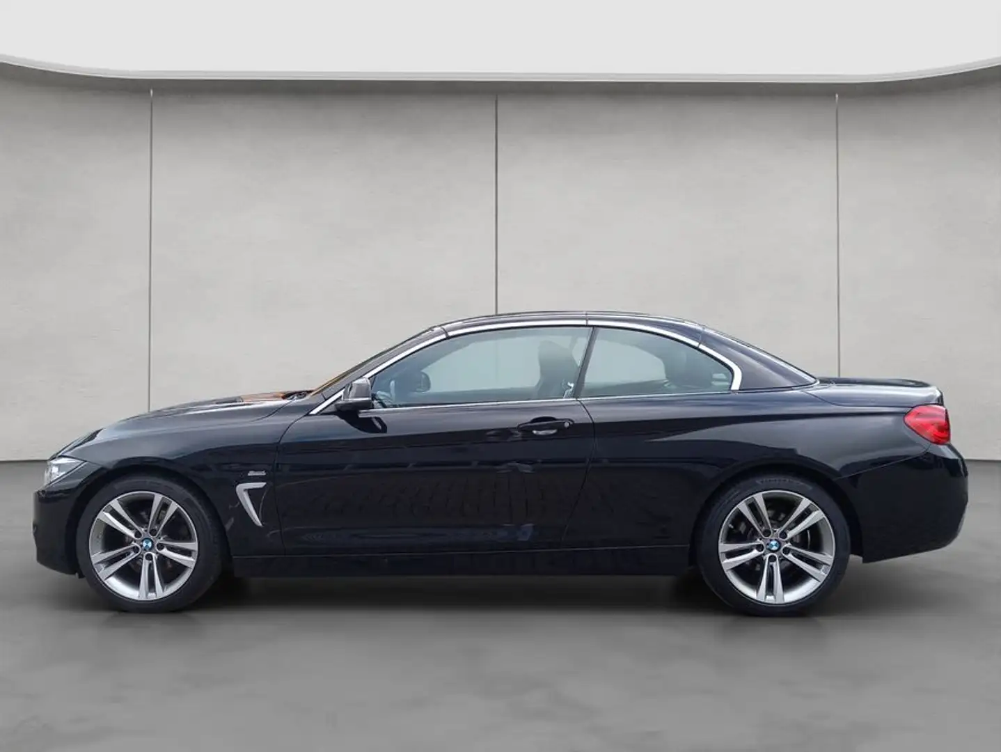 BMW 420 Cabrio Sport Line 6-Gang LED / Navi/ SHZ Zwart - 2