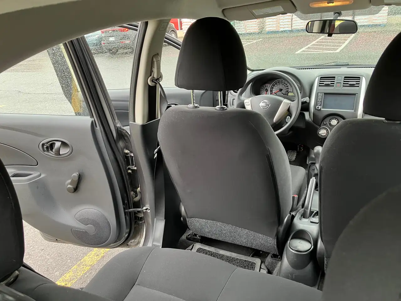 Nissan Micra снимка Nissan Micra