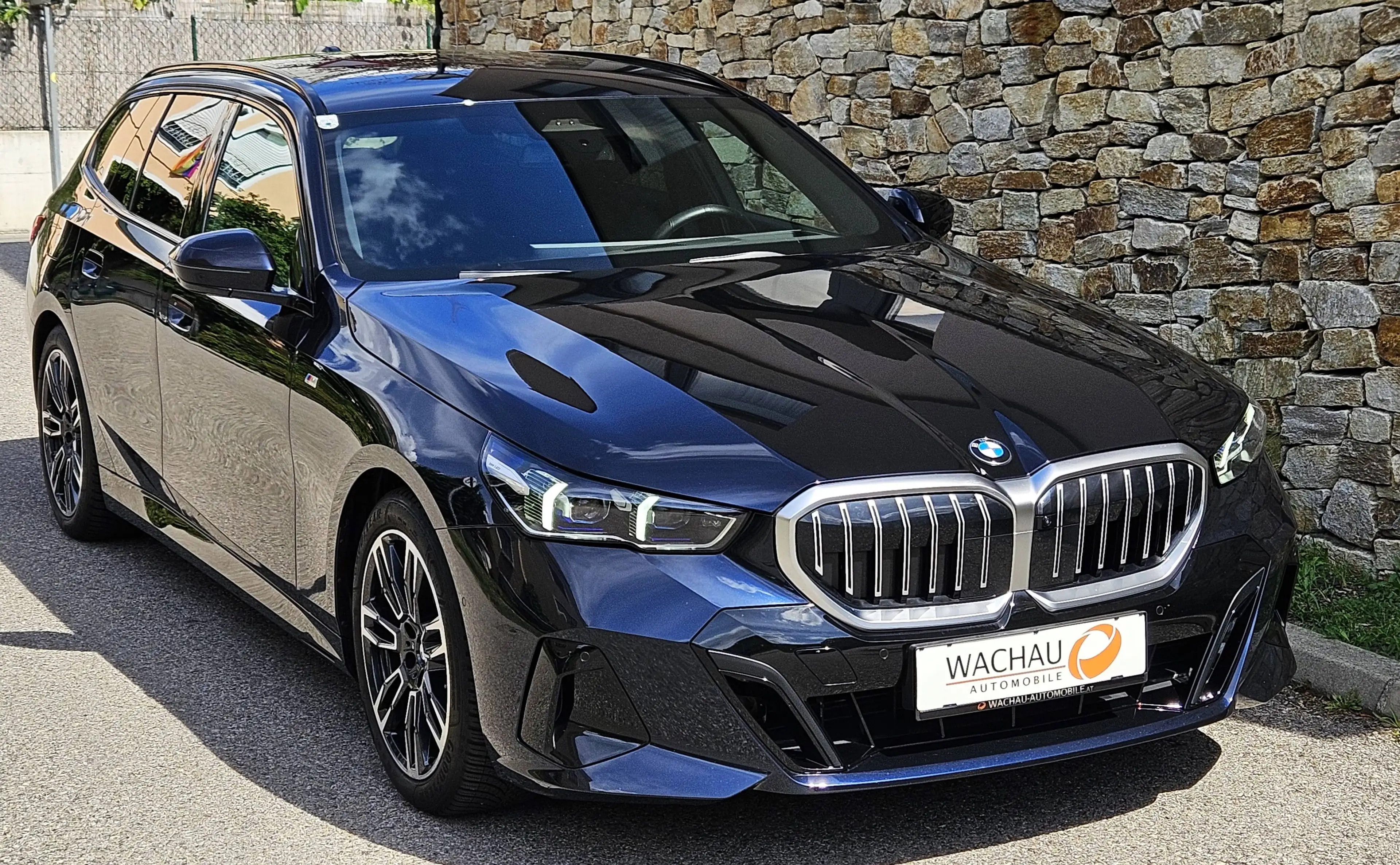 BMW 520 d Touring MHEV Aut.*M-Paket*Memory*Harman Kardon* — photo 2