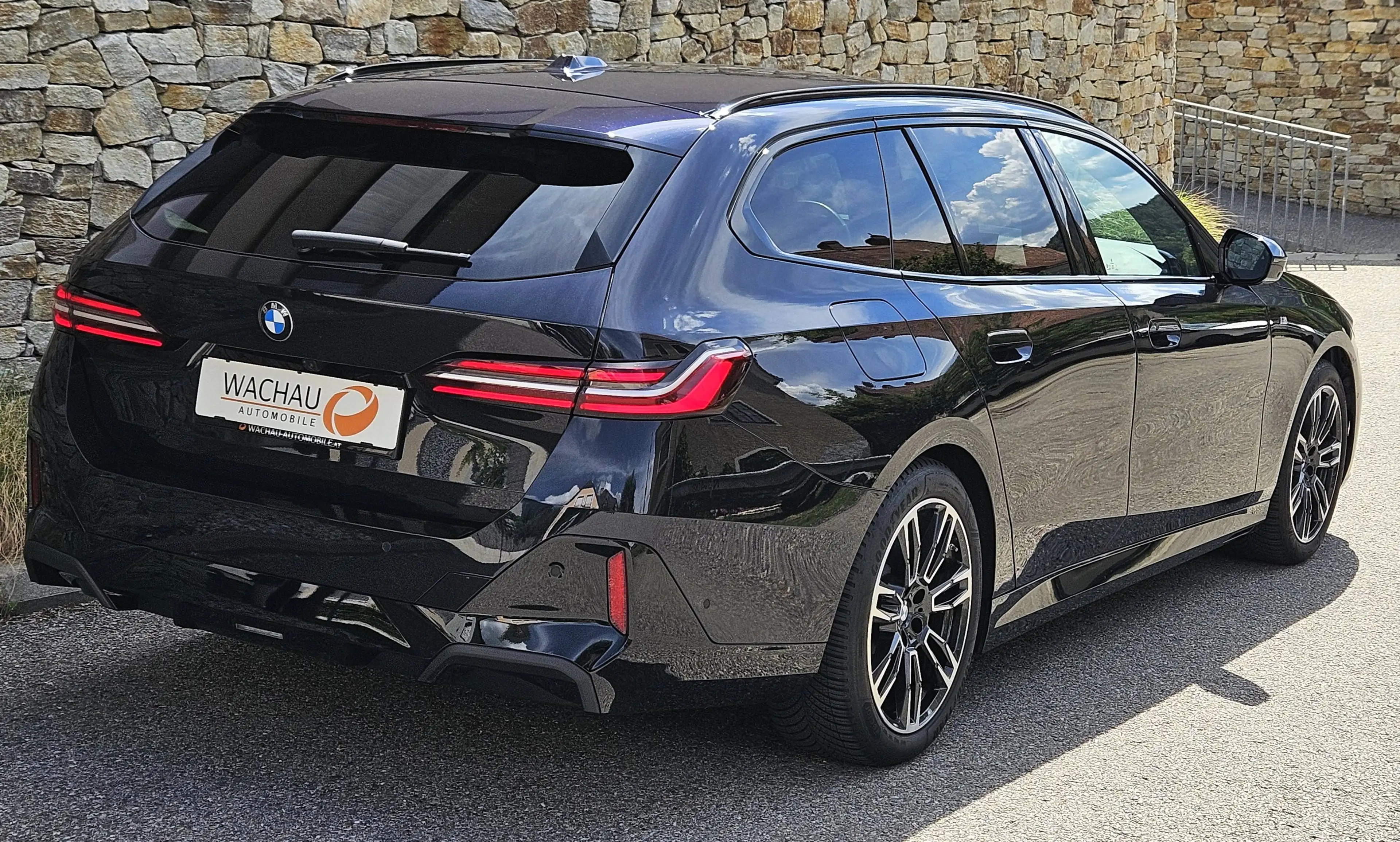BMW 520 d Touring MHEV Aut.*M-Paket*Memory*Harman Kardon* — photo 9