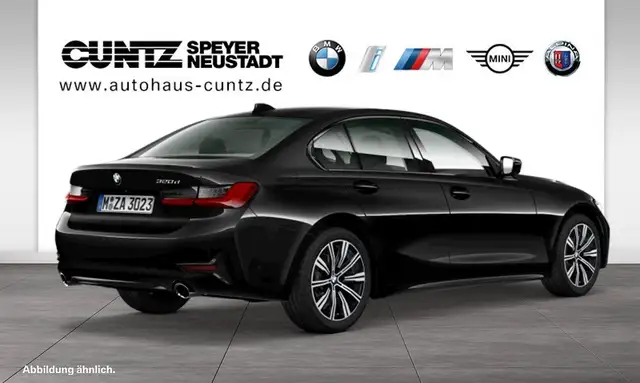 BMW 3 Series view 3