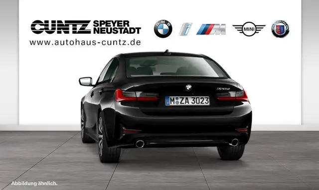 BMW 3 Series view 7