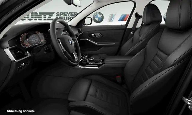 BMW 3 Series view 6