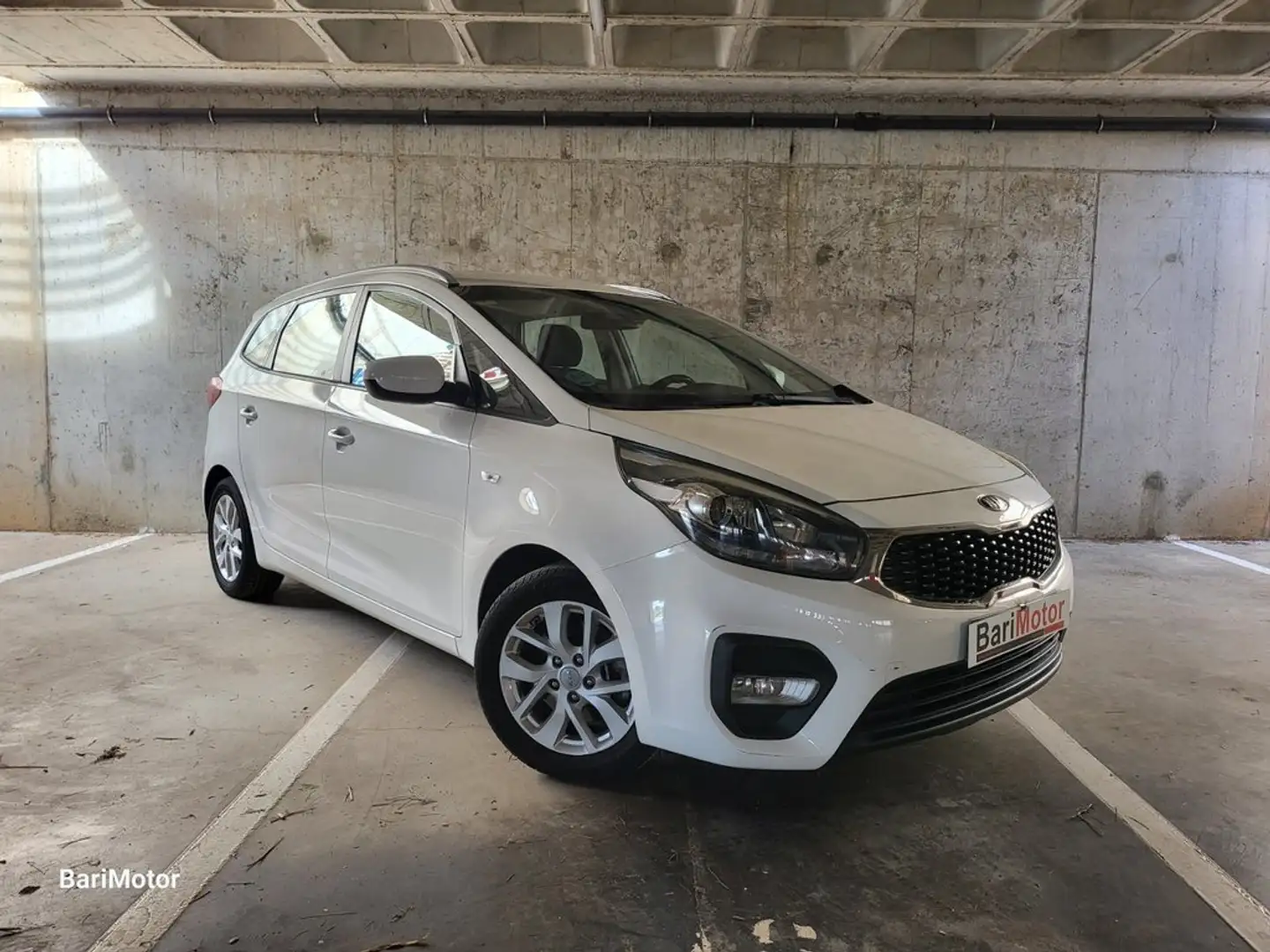 Kia Carens 1.6 GDi Concept 135 Blanco - 1