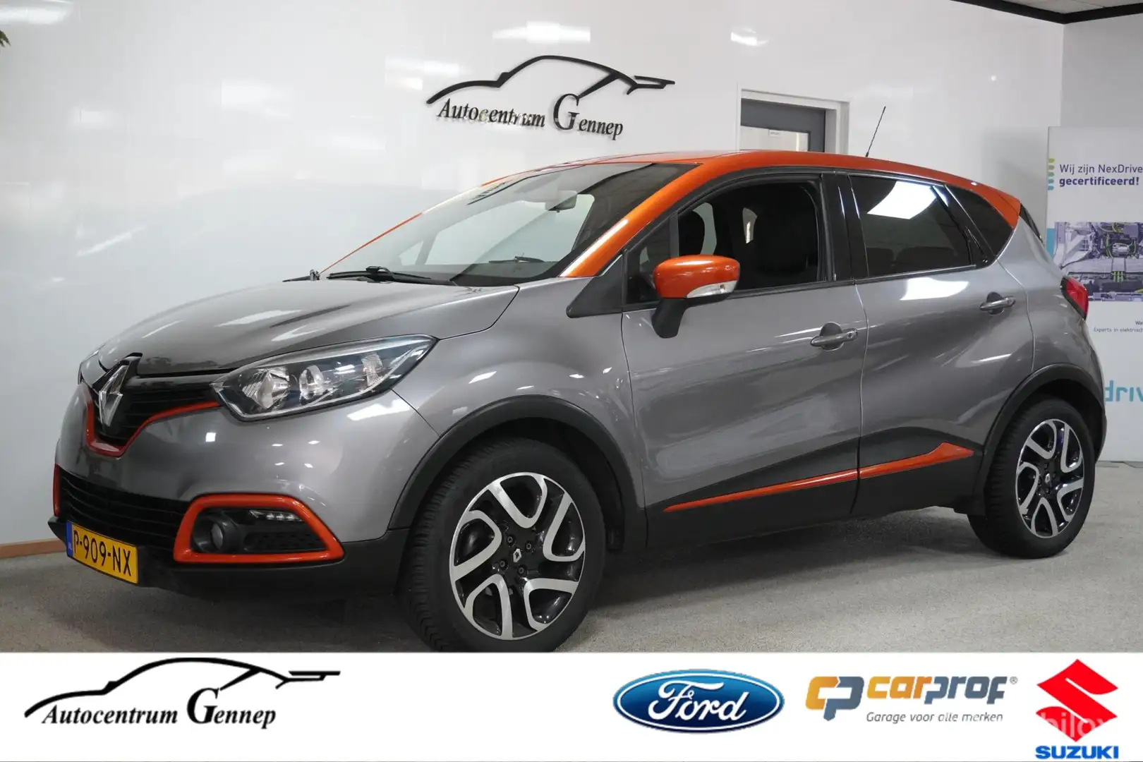Renault Captur 0.9 TCe Expression | trekhaak | Grey - 1