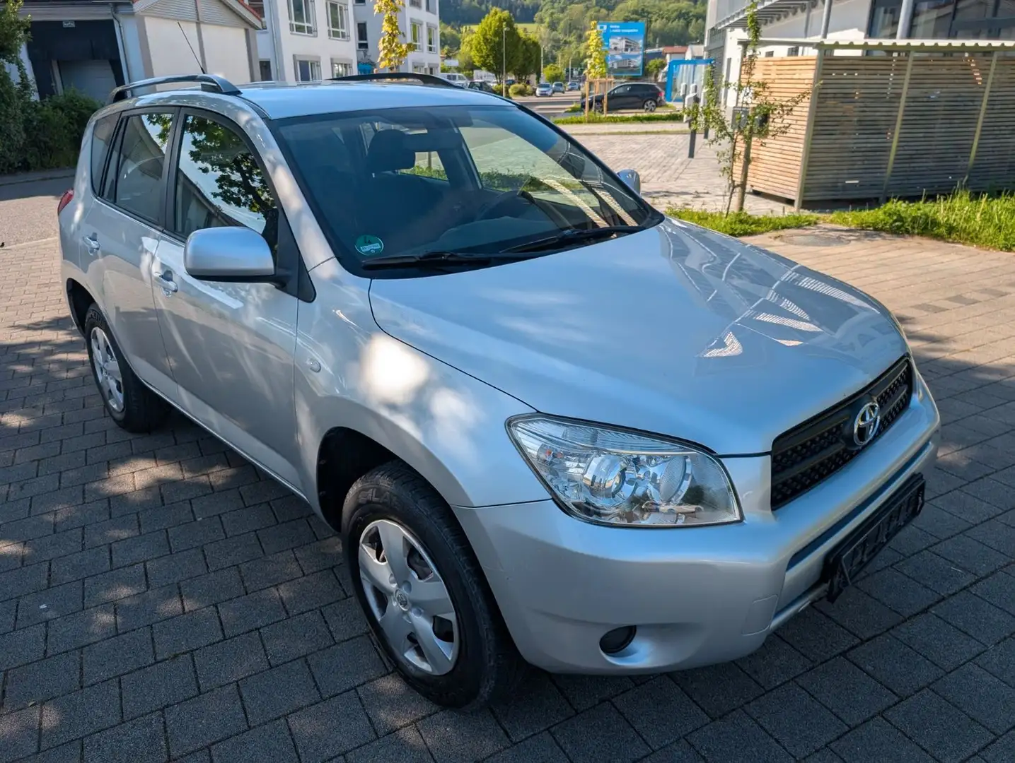 Toyota RAV 4 4 2.0l Allrad Anhängekupplung Klima Silber - 2