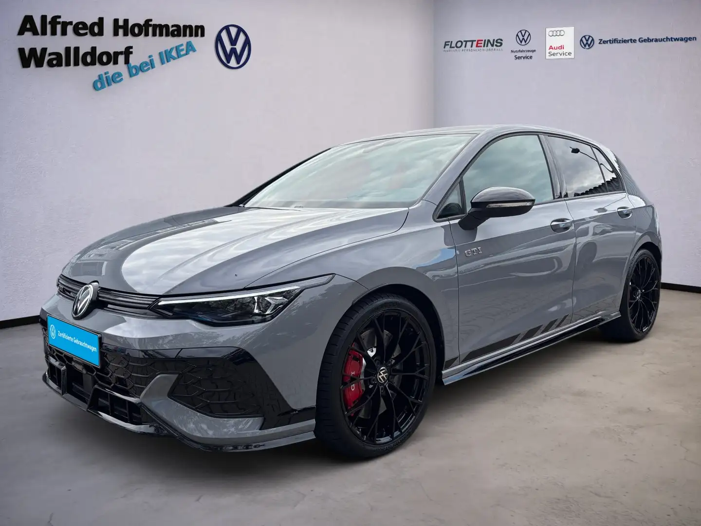 Volkswagen Golf VIII 2.0 TSI GTI DSG CLUBSPORT NAVI LED ACC Grijs - 2