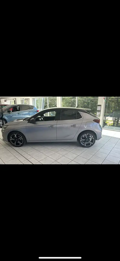 Opel Corsa Ultimate Grau - 2