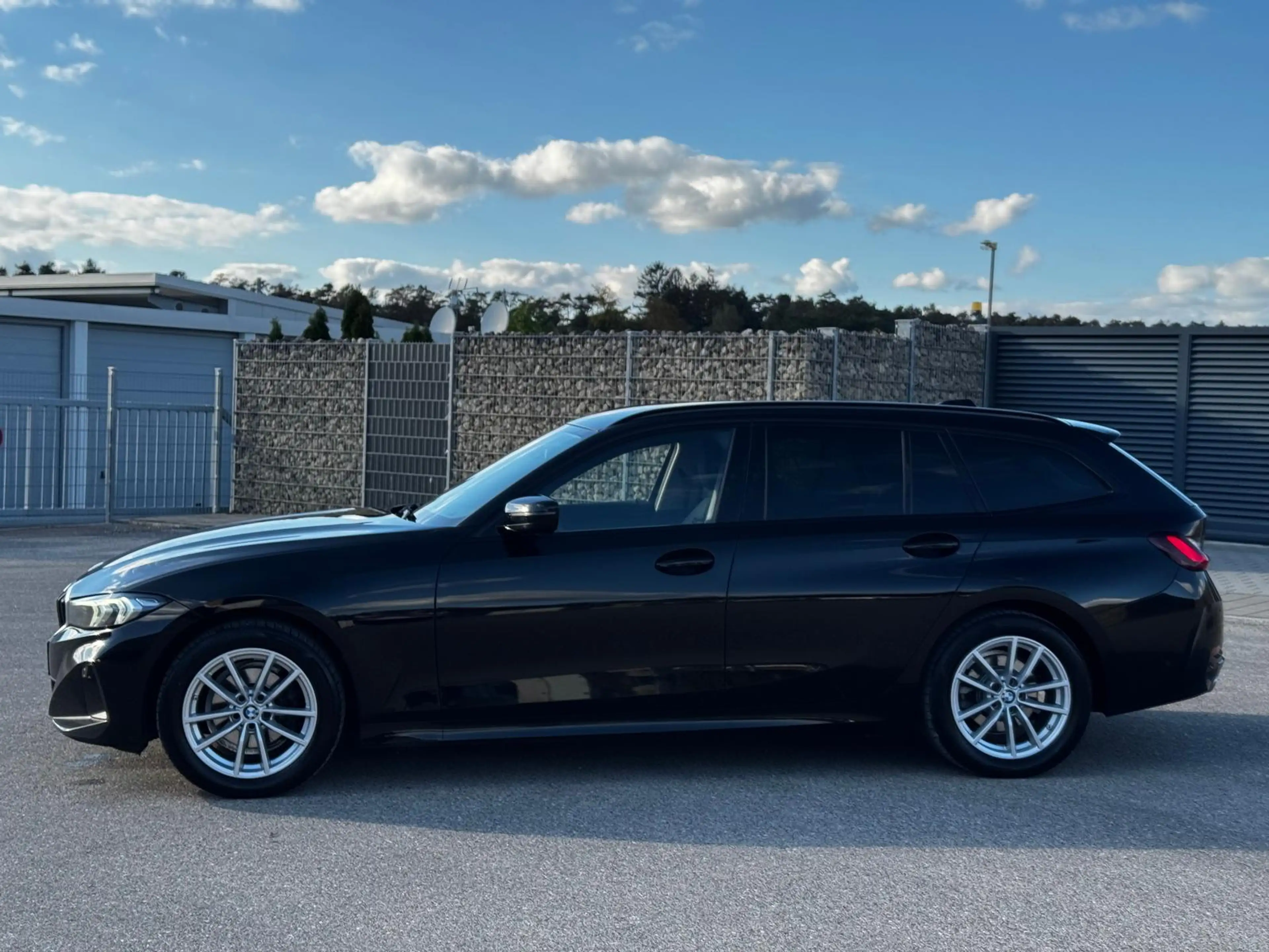 BMW 318 d LED/Memory/Kamera/Shadow-Line/1Hand — photo 4