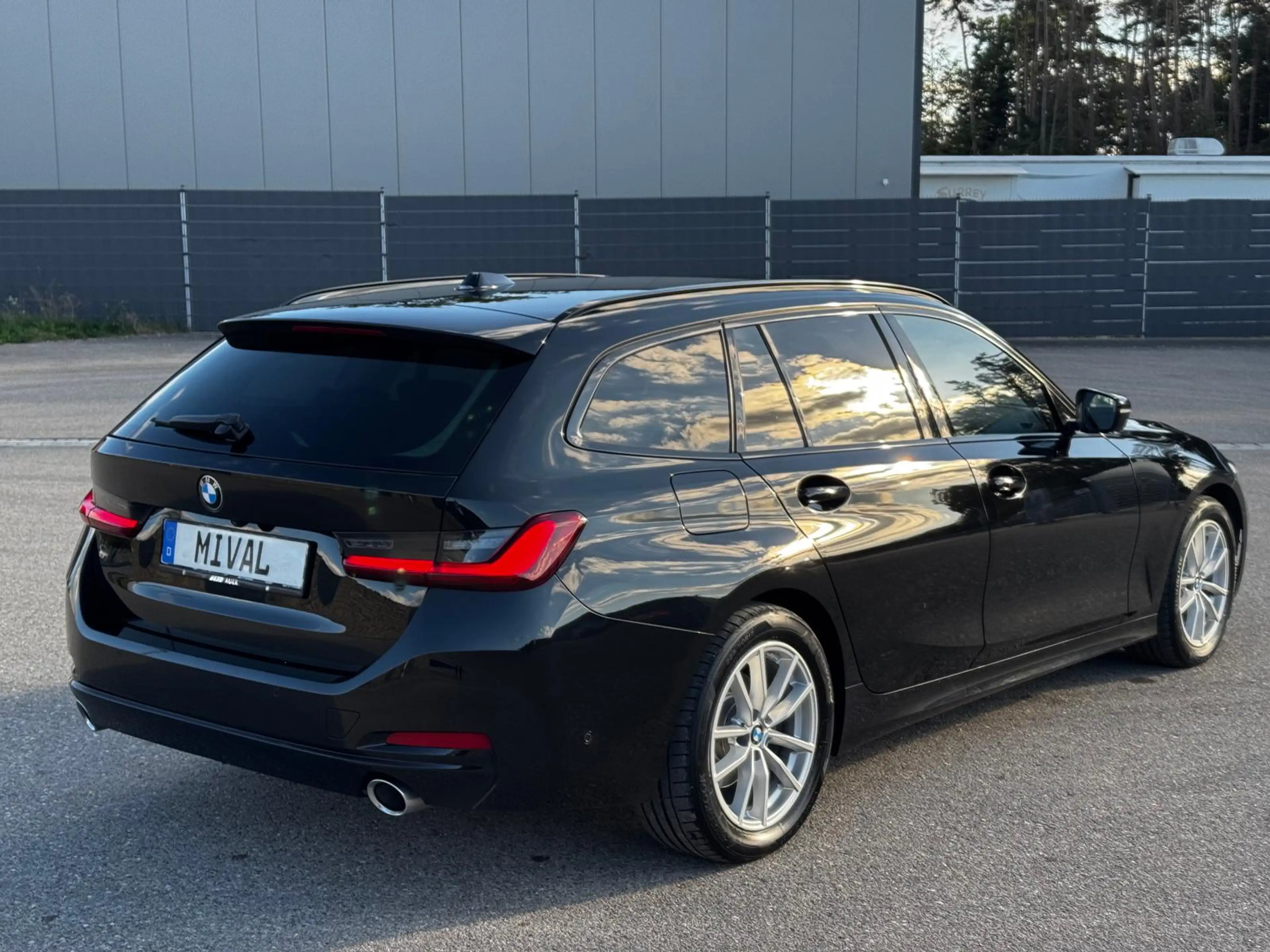 BMW 318 d LED/Memory/Kamera/Shadow-Line/1Hand — photo 7