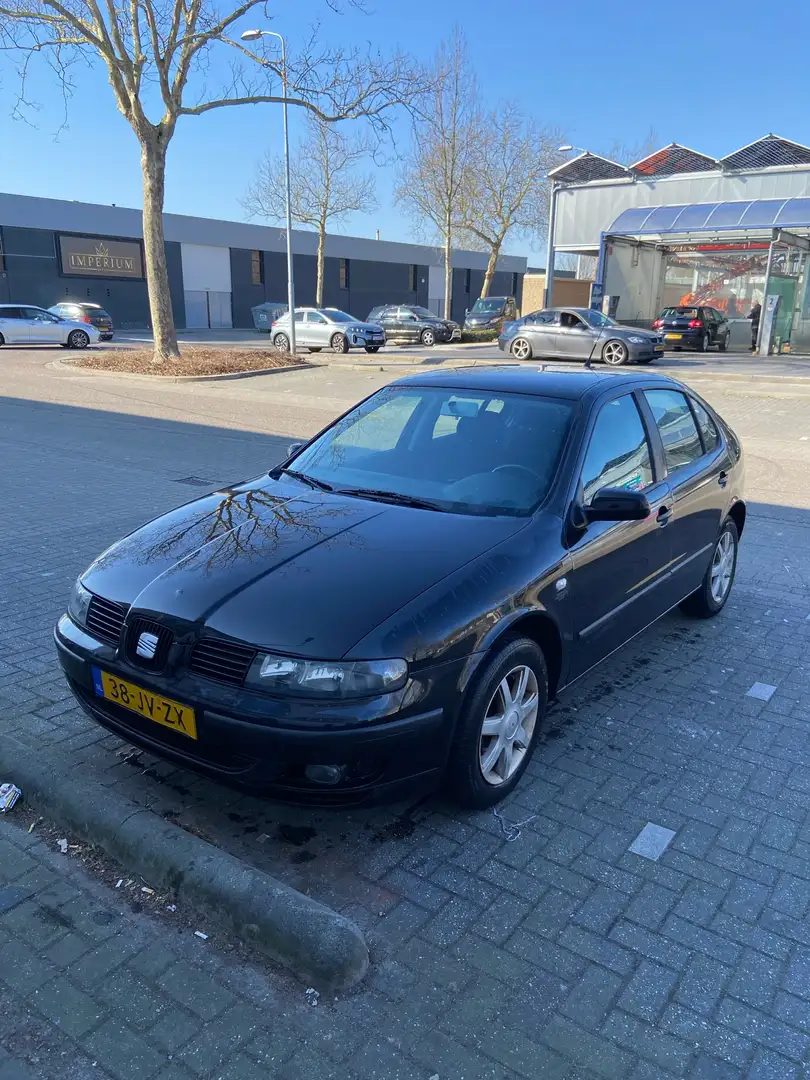 SEAT Leon 1.6 16V Stella - 1
