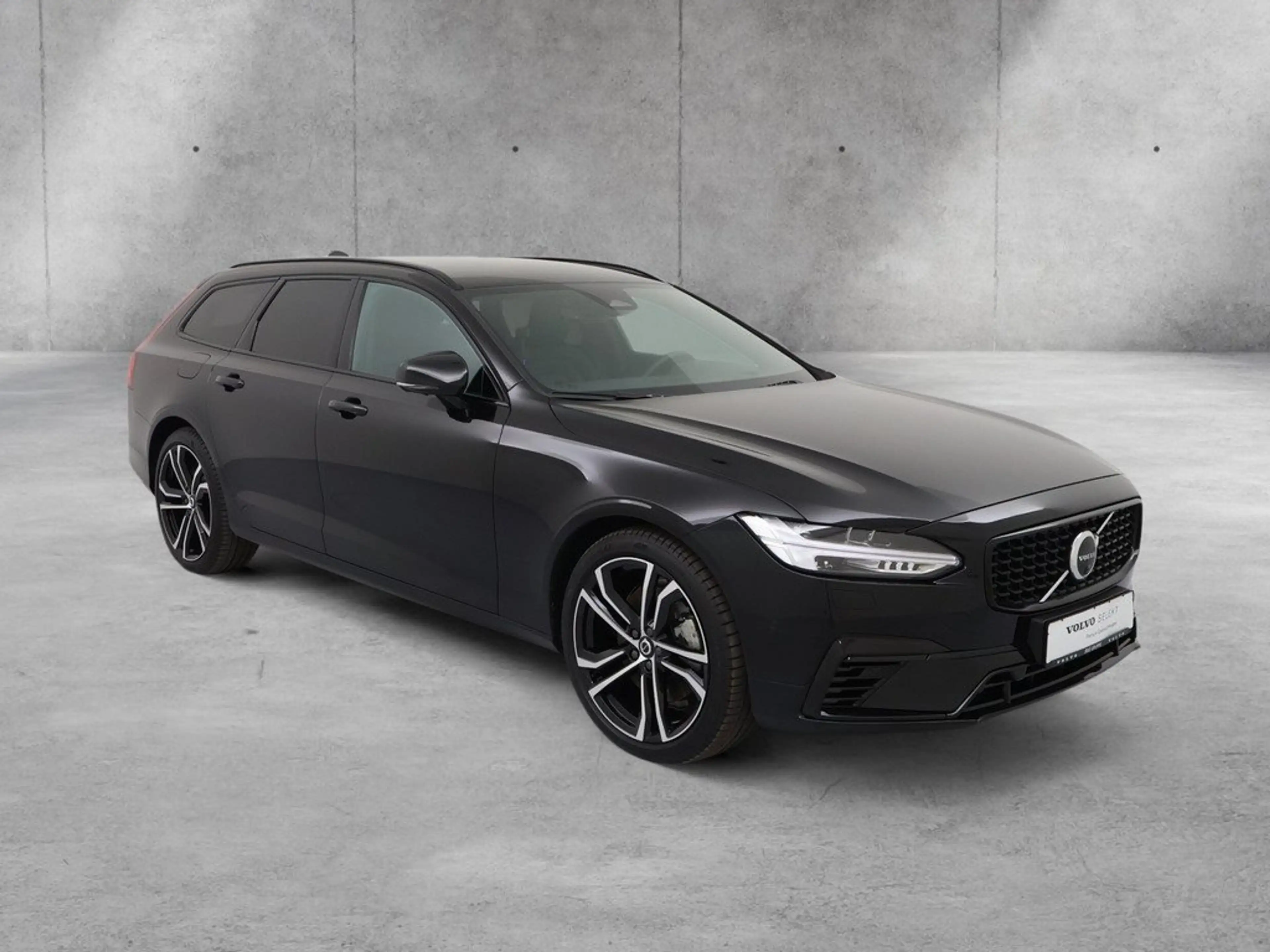 Volvo V90 T8 Plus Dark Plug-In Hybrid AWD — photo 3