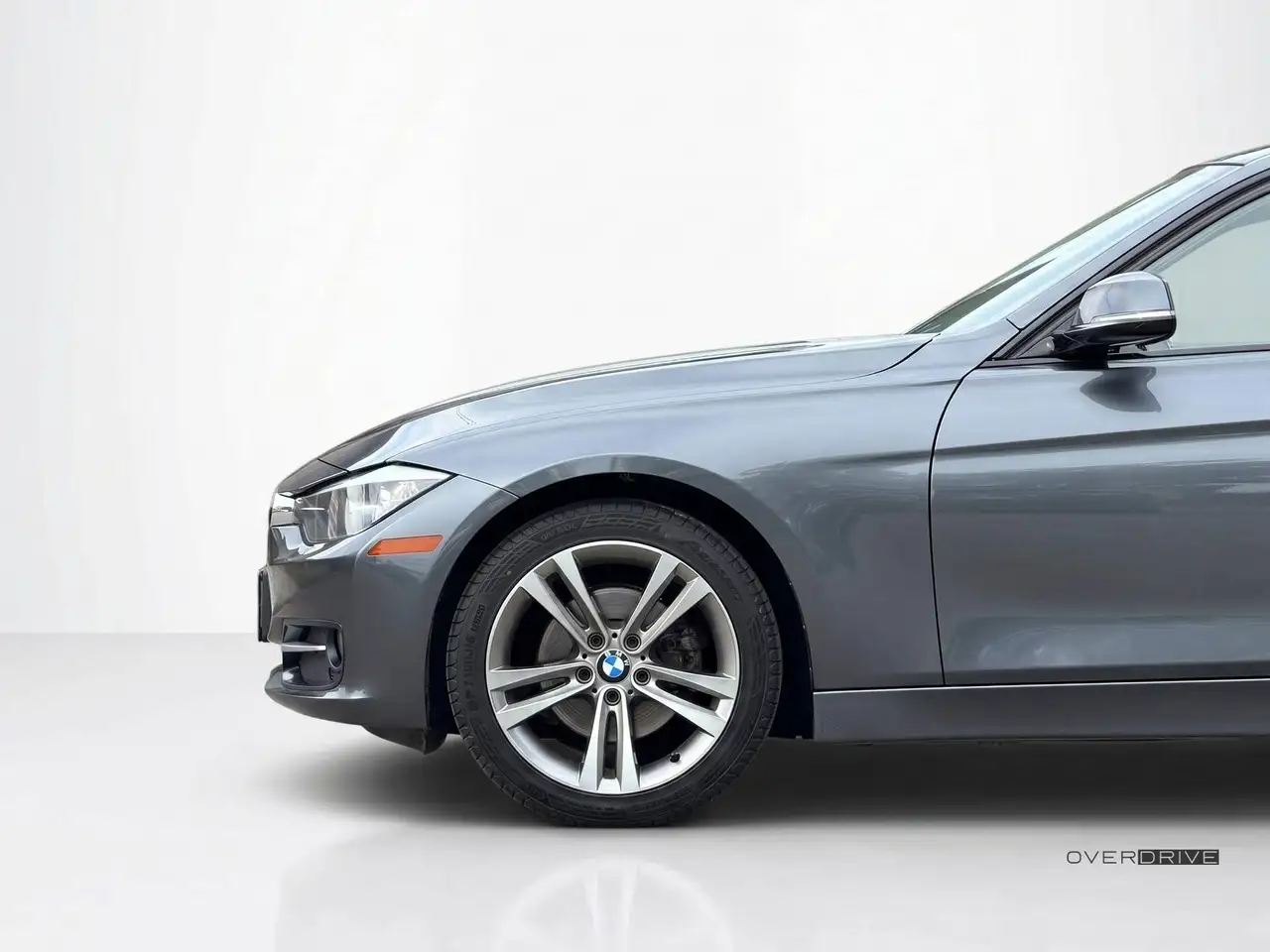 BMW 3 Series photo BMW 3 Series
