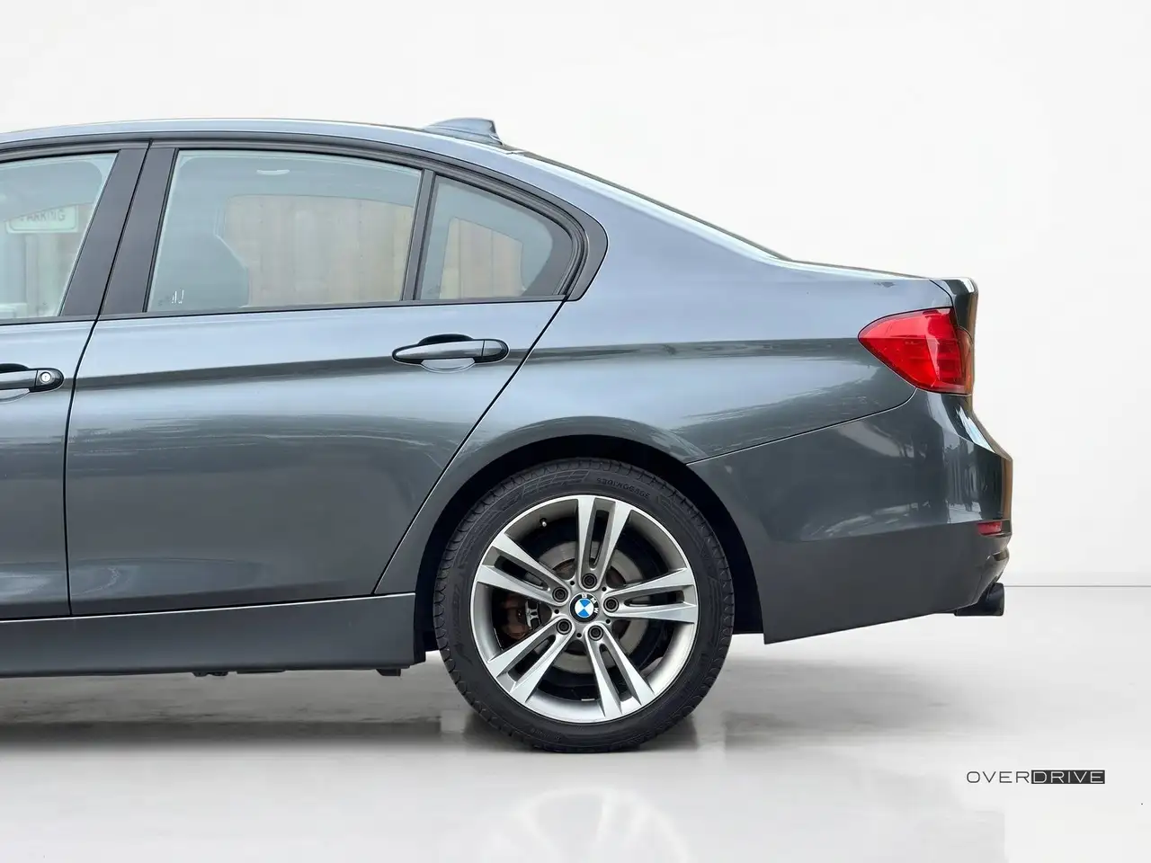 BMW 3 Series photo BMW 3 Series