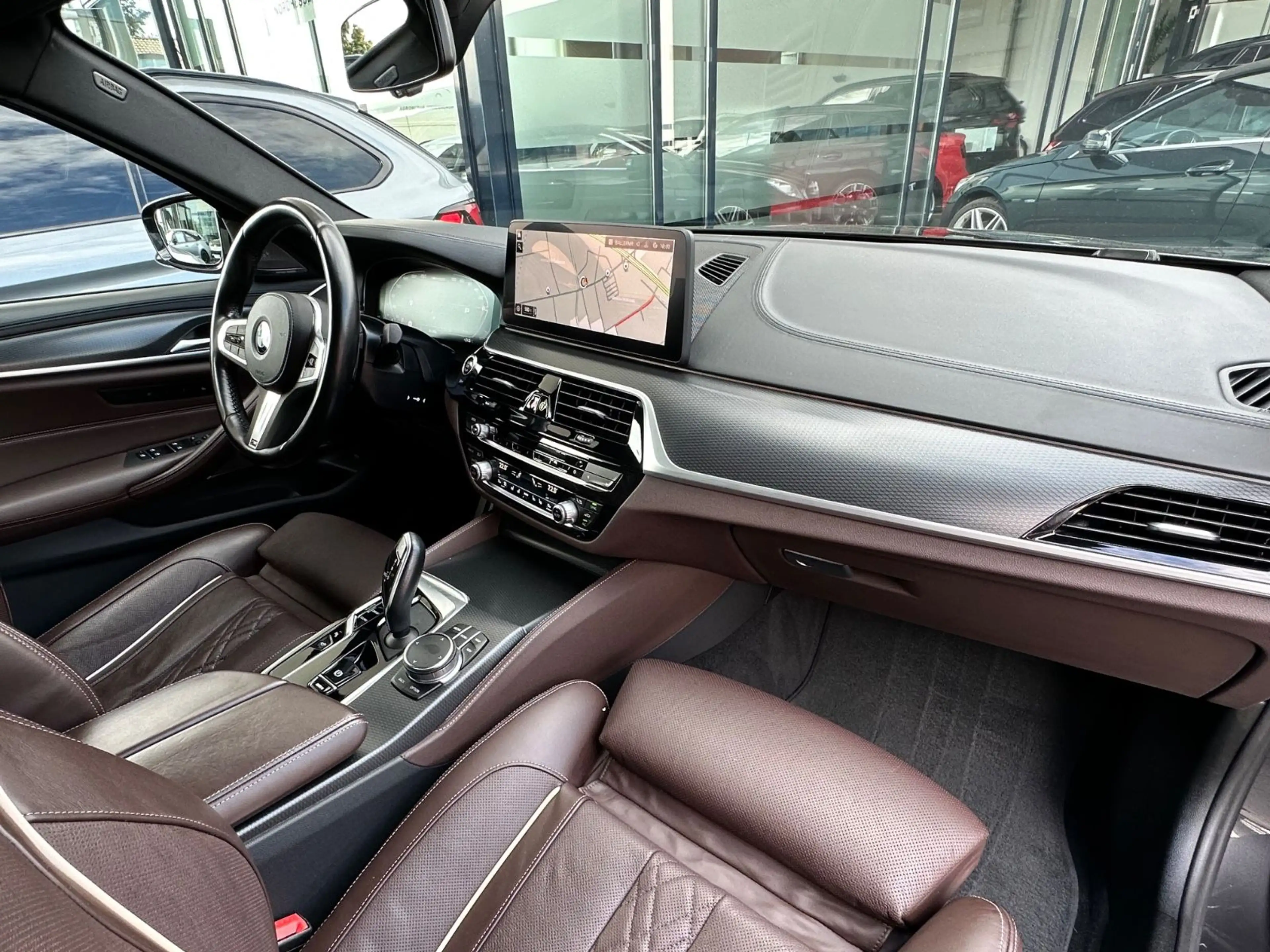 BMW 550 i xDrive M Sport Pro | Massage | Head-Up — photo 14