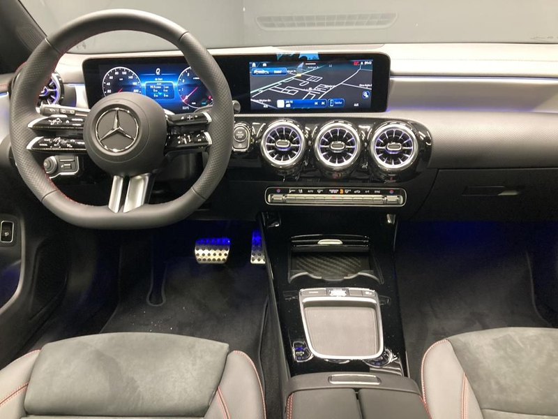 Mercedes-Benz CLA 200 ShB Edition AMG Pano SpurW S-Sitz PDC LM — photo 7