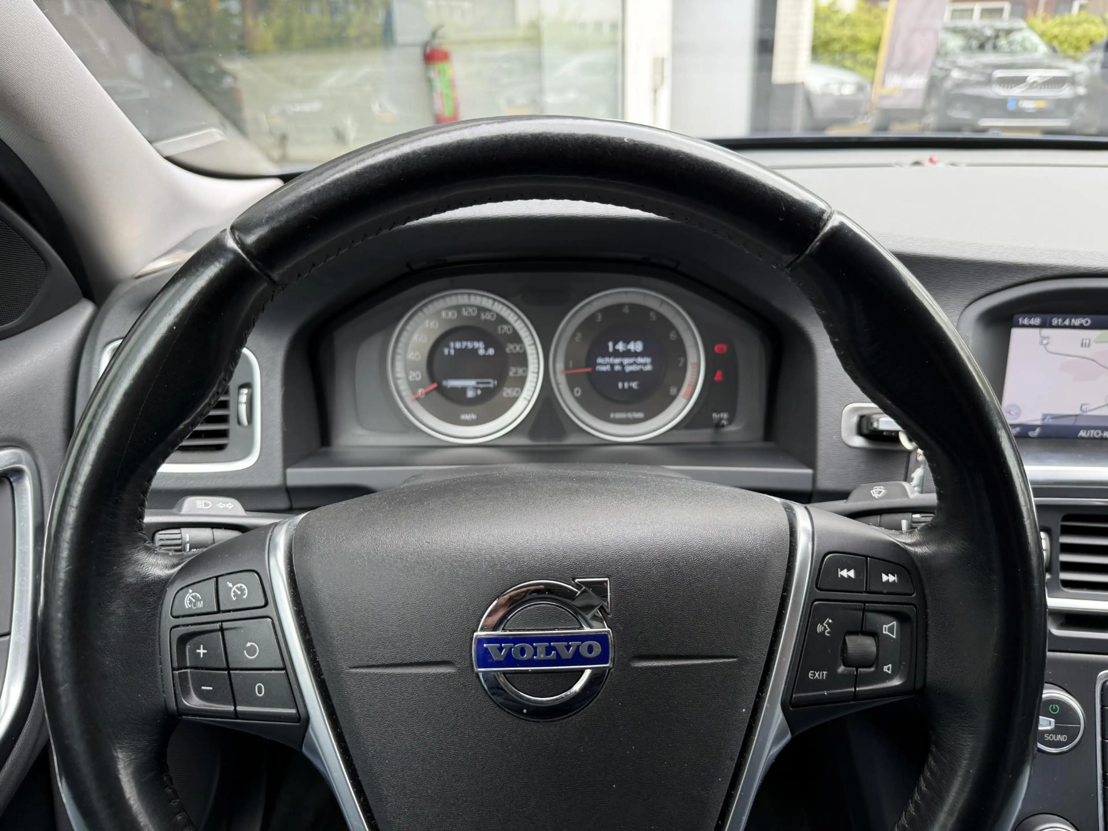 Volvo S60 T3 Summum |Xenon|Leder|Trekhaak| — photo 8