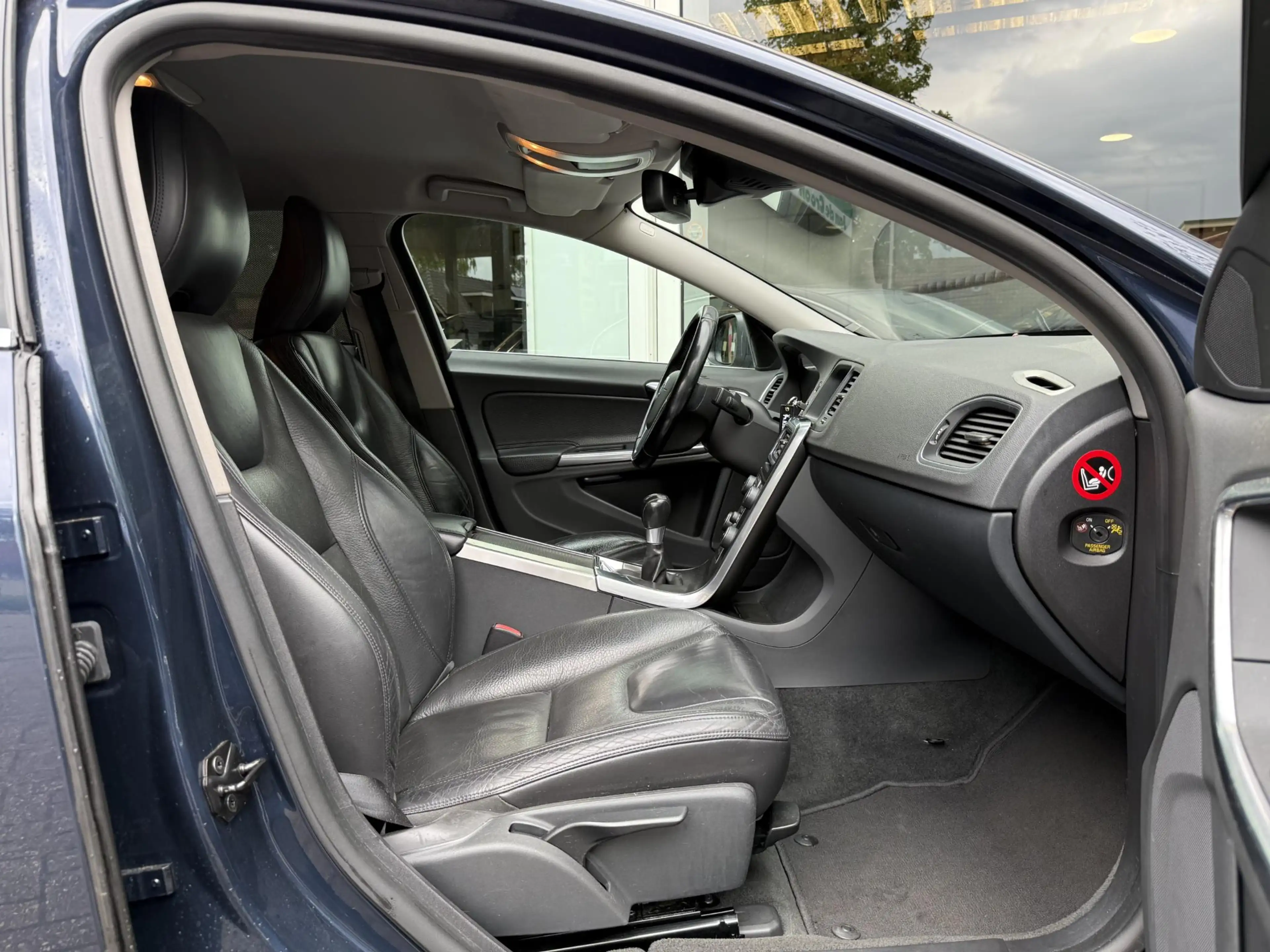Volvo S60 T3 Summum |Xenon|Leder|Trekhaak| — photo 29