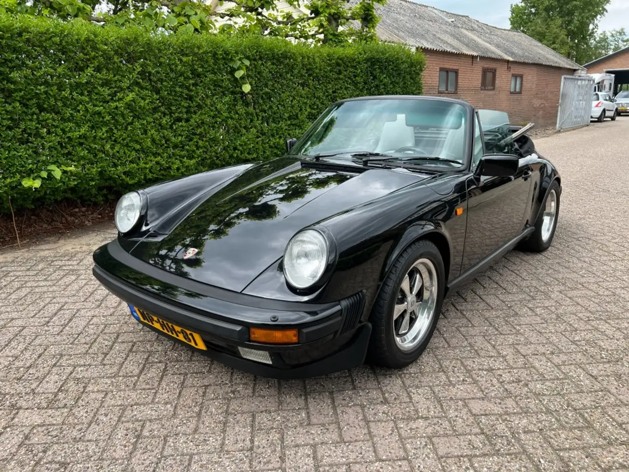Porsche 911 Carrera 3.2 cabriolet, foto 2