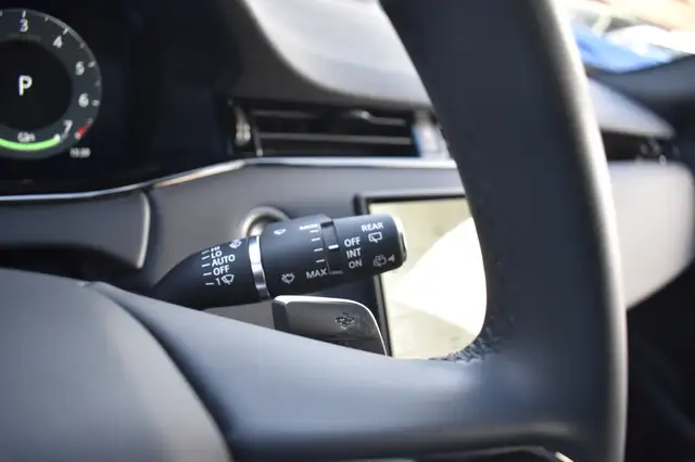 Land Rover Range Rover Evoque view 14