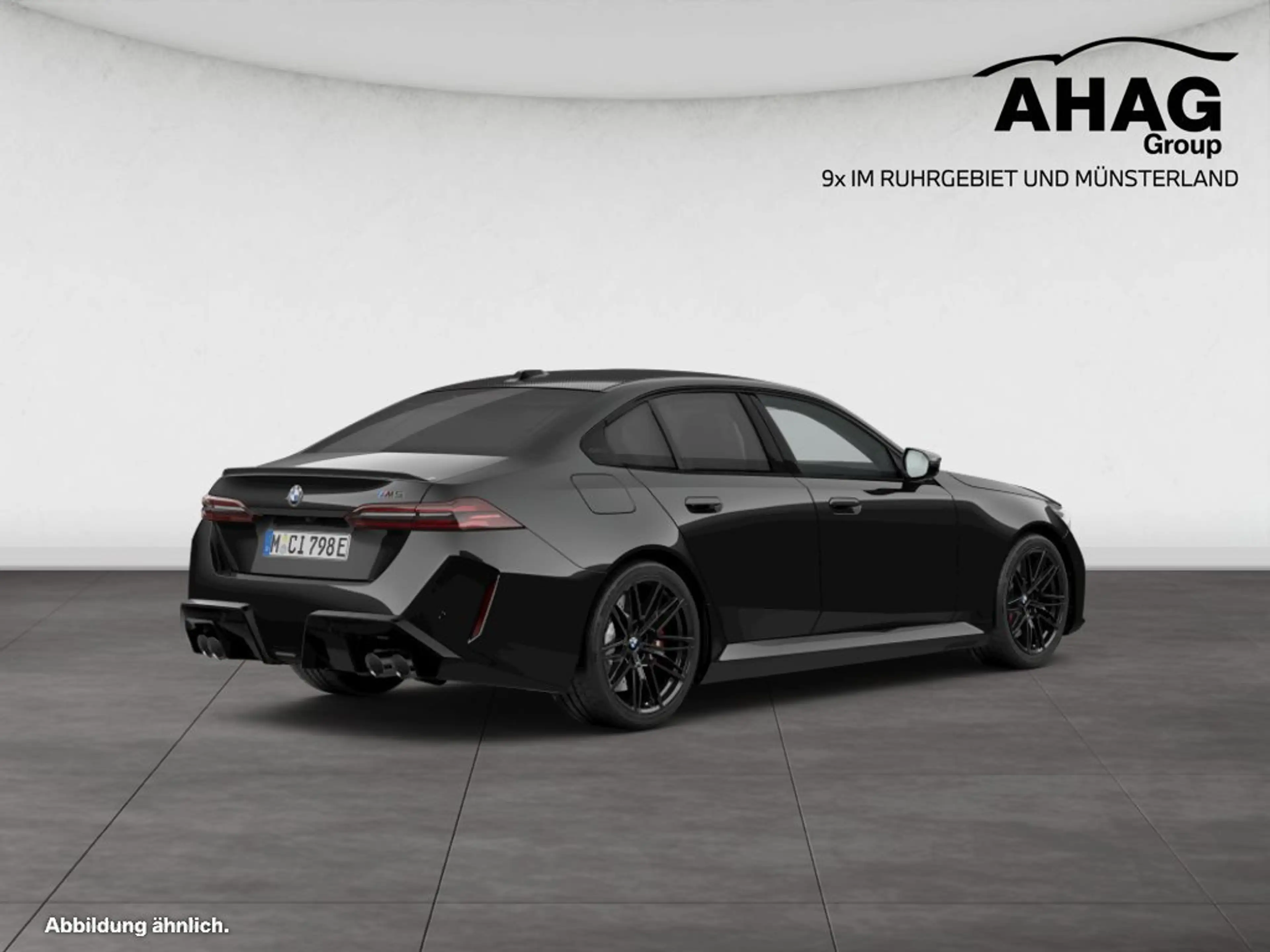 BMW M5 Limousine — photo 2