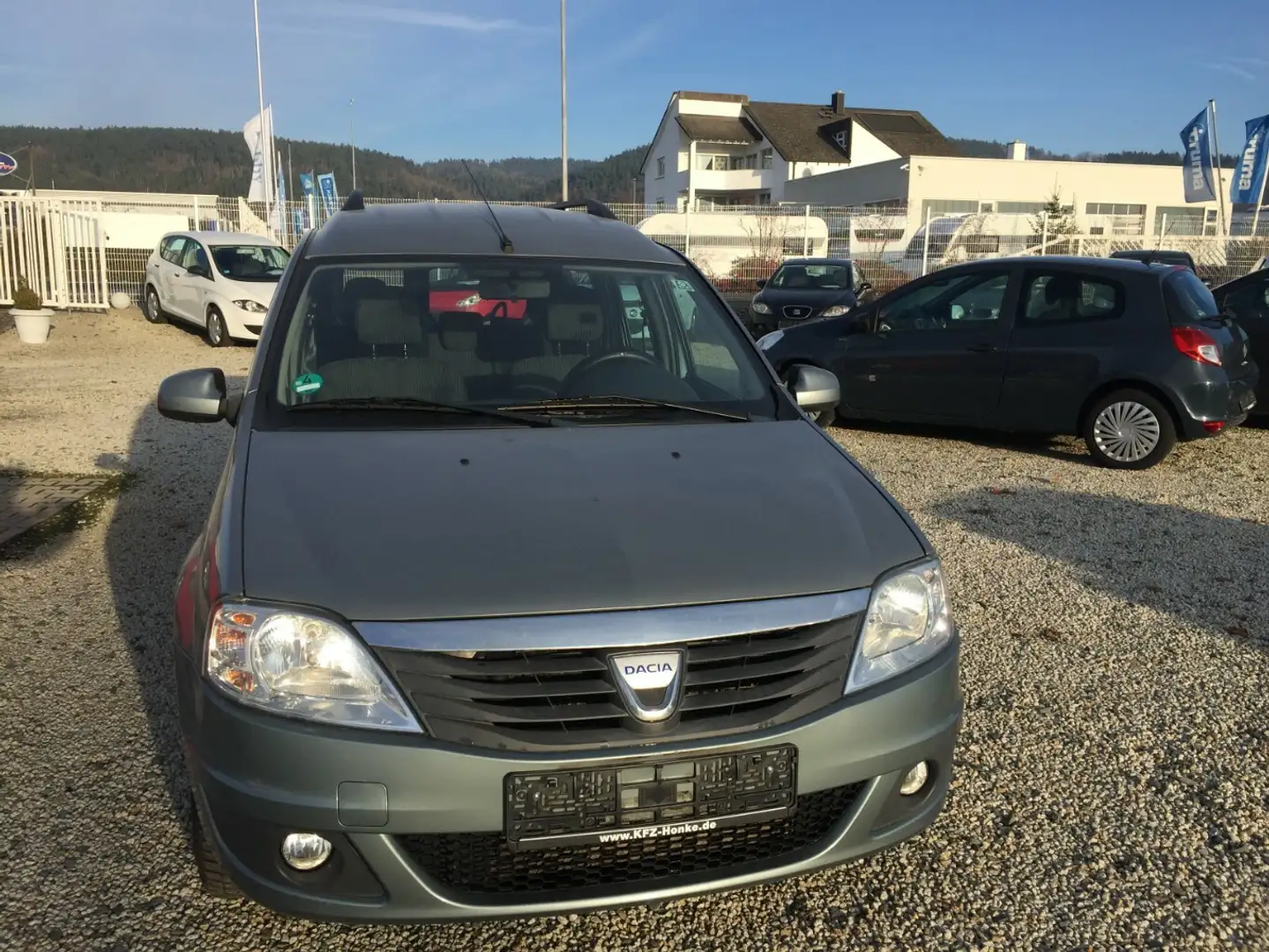 Dacia Logan MCV,Laureate 1.5 dCi,el.Fh,AHK,Tüv Neu! Grau - 2