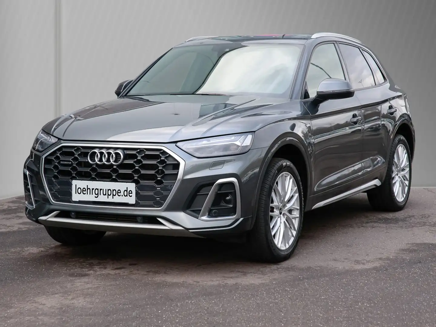 Audi Q5 55 TFSIe S line Matrix AHK B&O Business Grau - 2