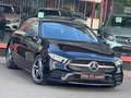 Mercedes-Benz A 200 d AMG Line / Berline / 150 CV / ETAT SHOWROOM Zwart - thumbnail 2