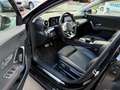 Mercedes-Benz A 200 d AMG Line / Berline / 150 CV / ETAT SHOWROOM Zwart - thumbnail 5