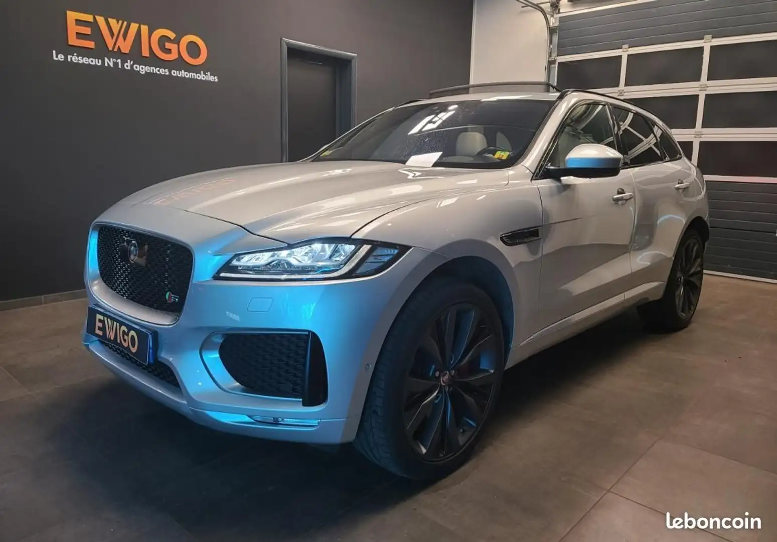 Jaguar F-Pace 3.0 D 300ch S AWD BVA8 Gris - 1
