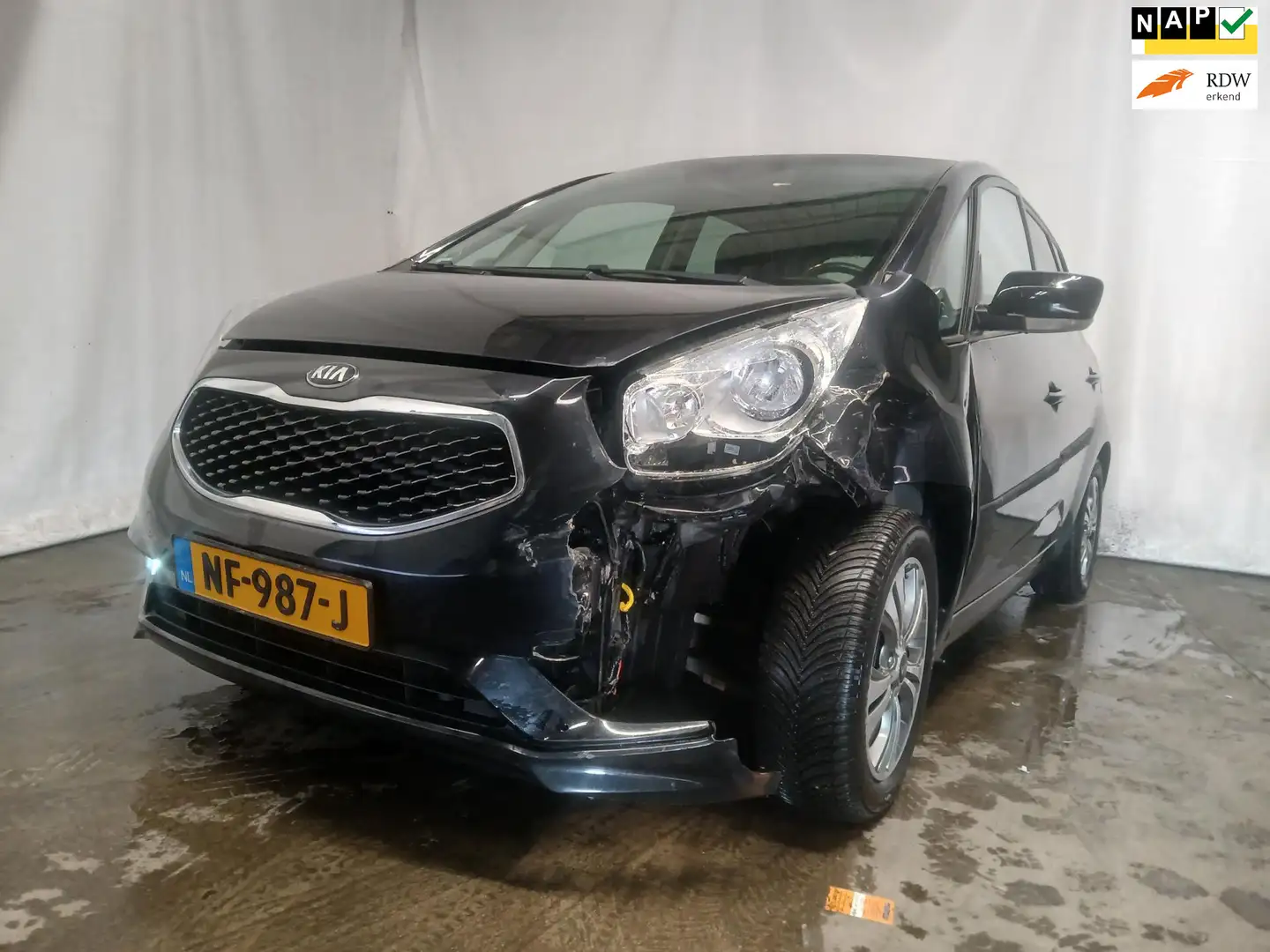 Kia Venga 1.4 CVVT ExecutiveLine - Linker Front Schade - BPM Schwarz - 1
