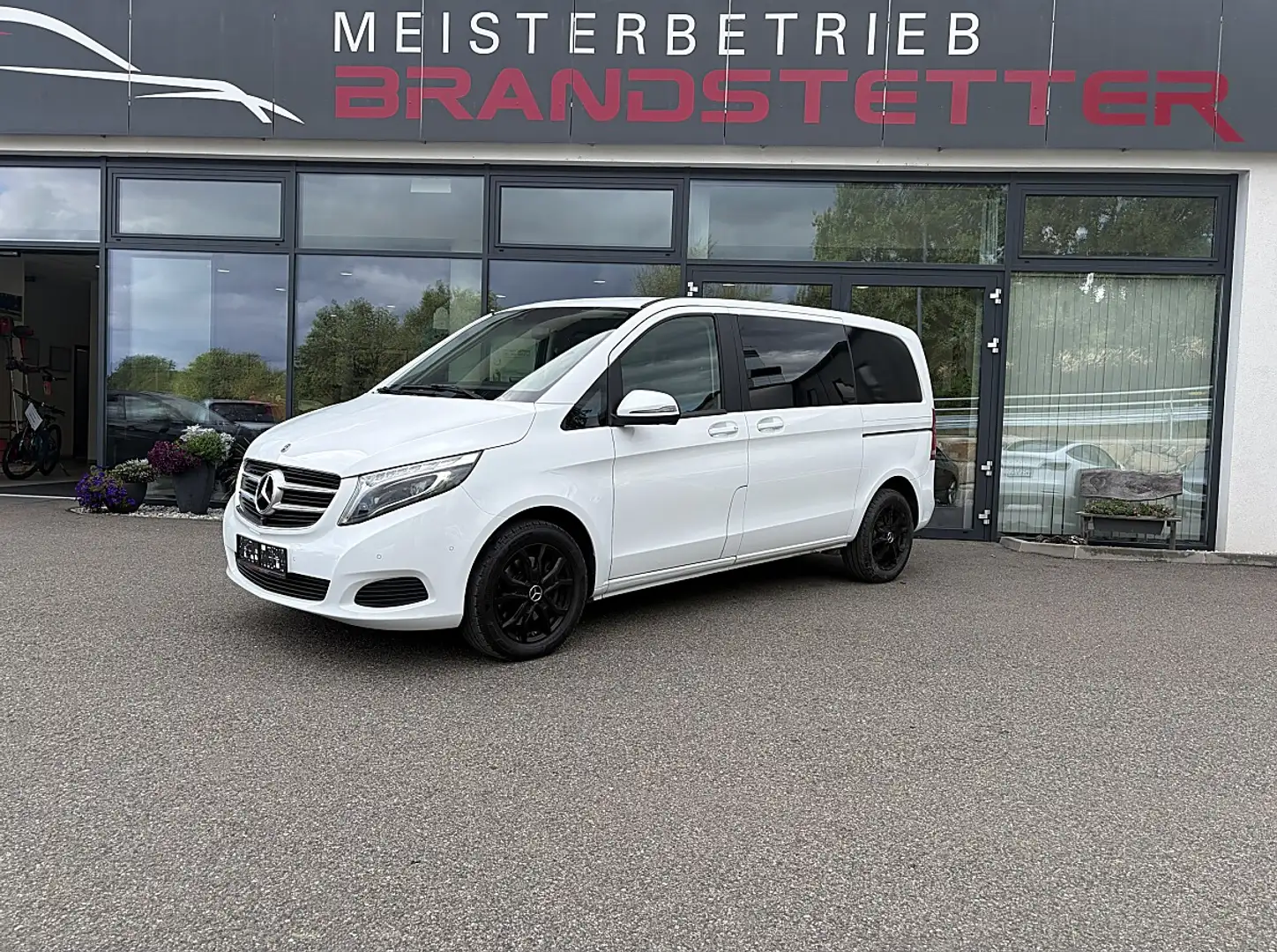 Mercedes-Benz V 250 d 4MATIC kompakt Aut. Weiß - 1