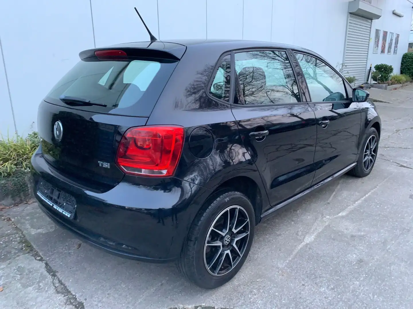Volkswagen Polo V Comfortline top Zustand Noir - 2