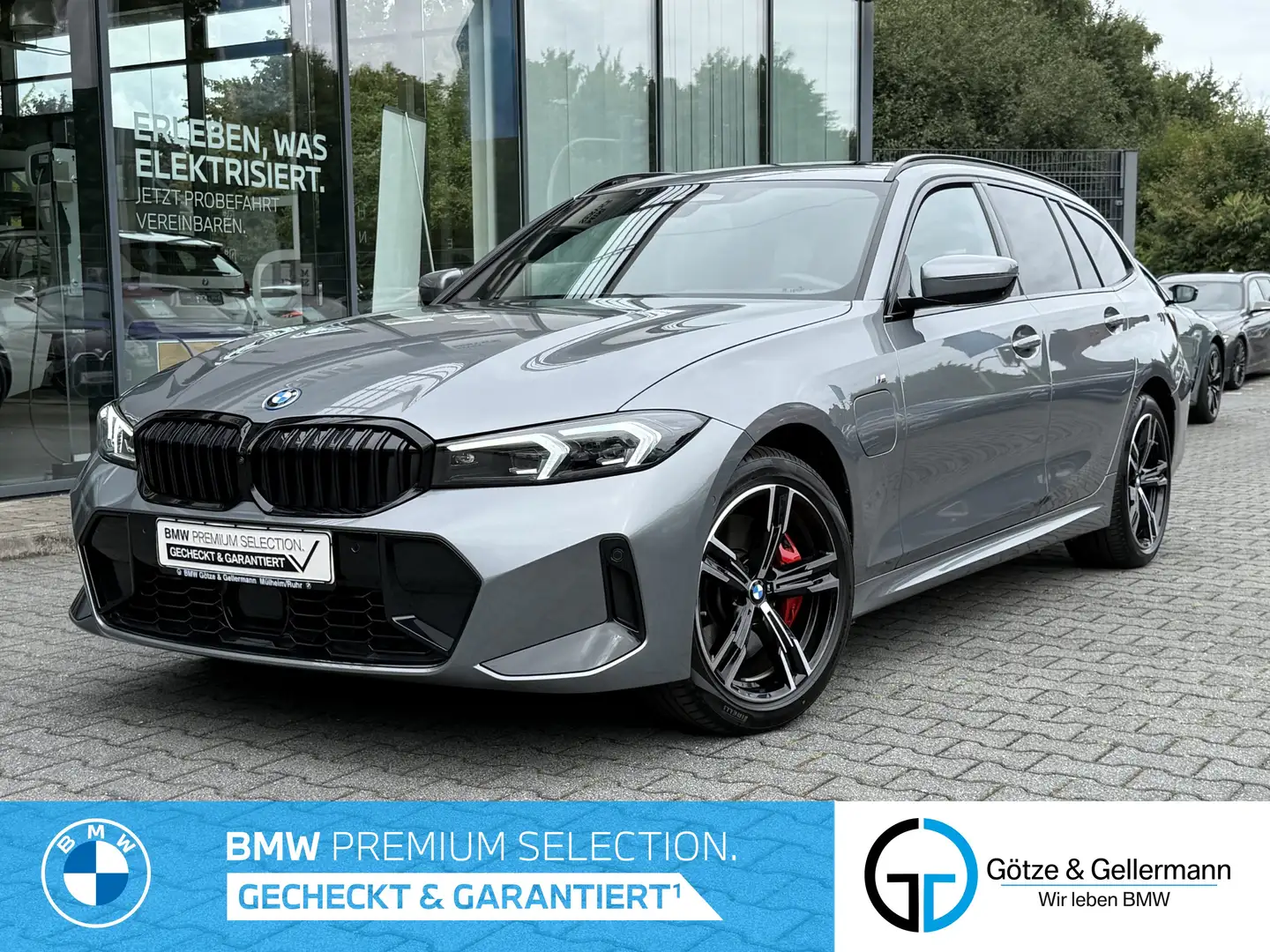BMW 330 e Touring M Sport PRO //AHK FACELIFT Grau - 1