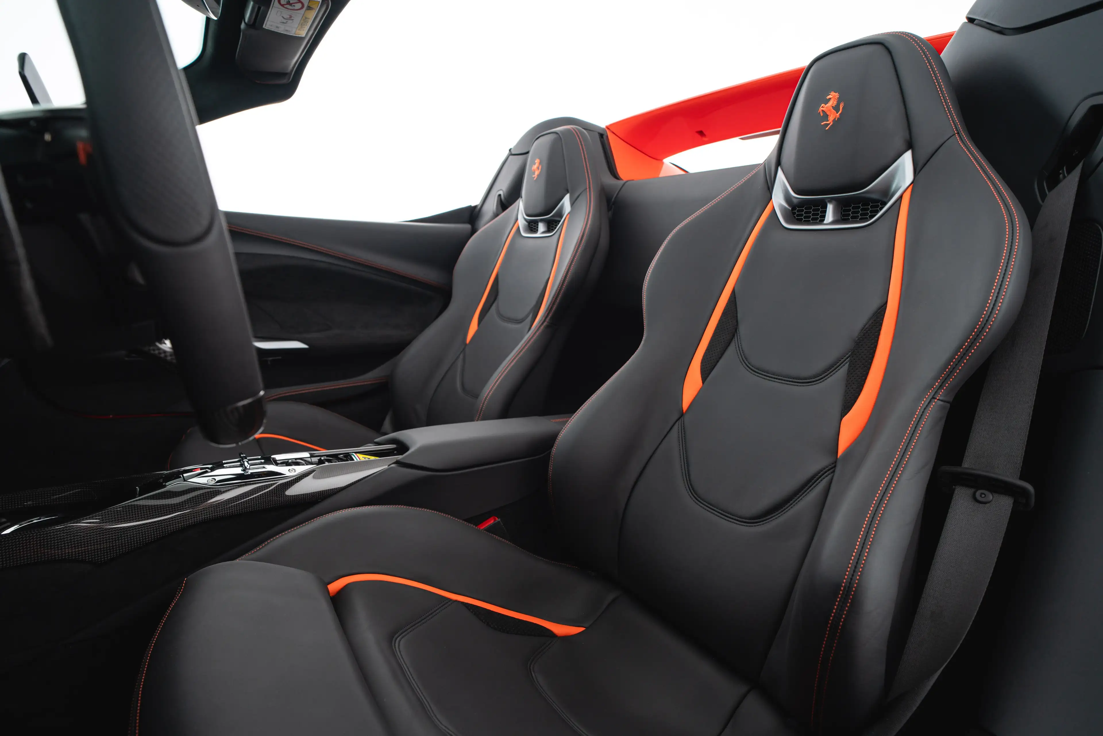 Ferrari 296 GTS Roadster PHEV F1 DCT — photo 11
