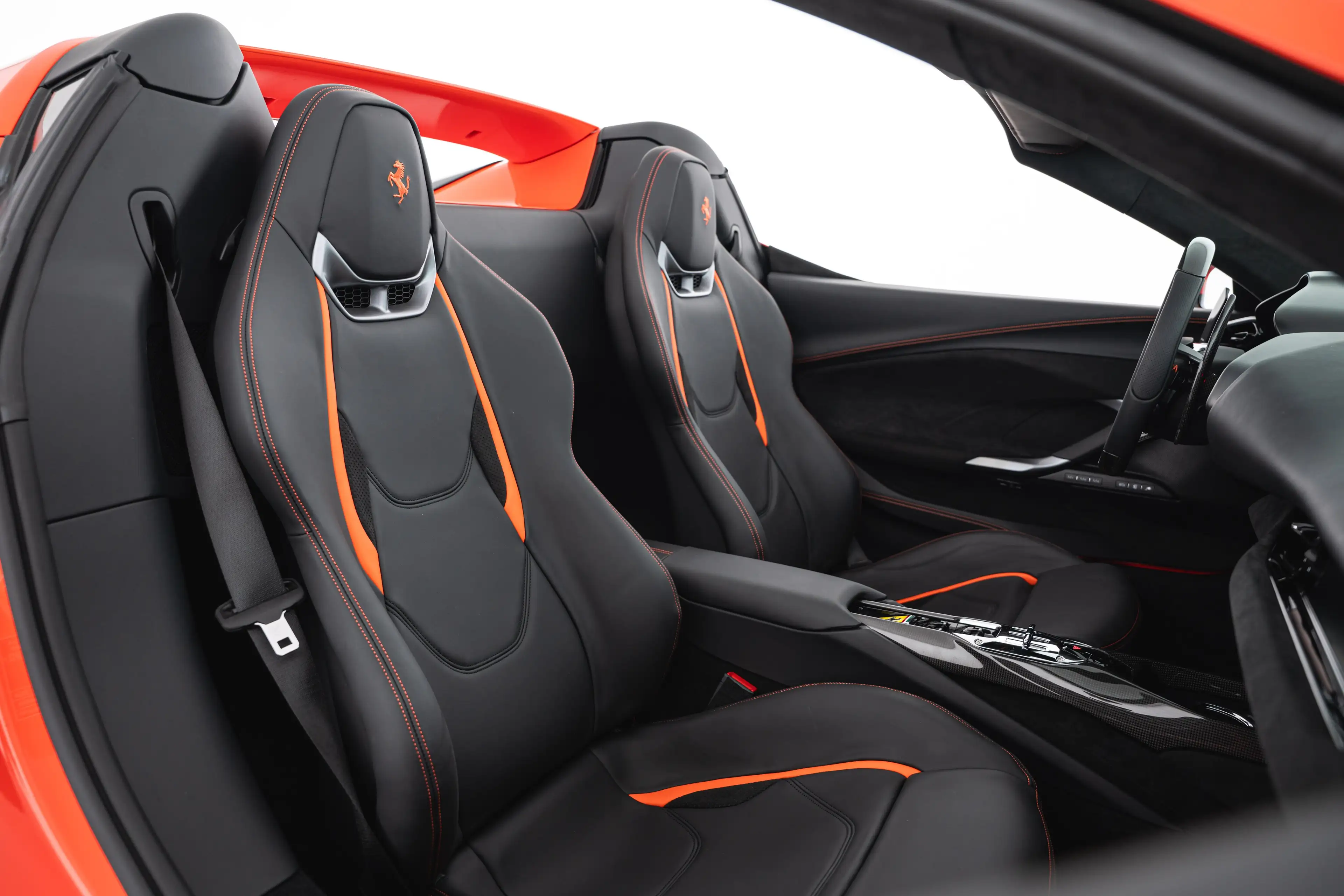 Ferrari 296 GTS Roadster PHEV F1 DCT — photo 13