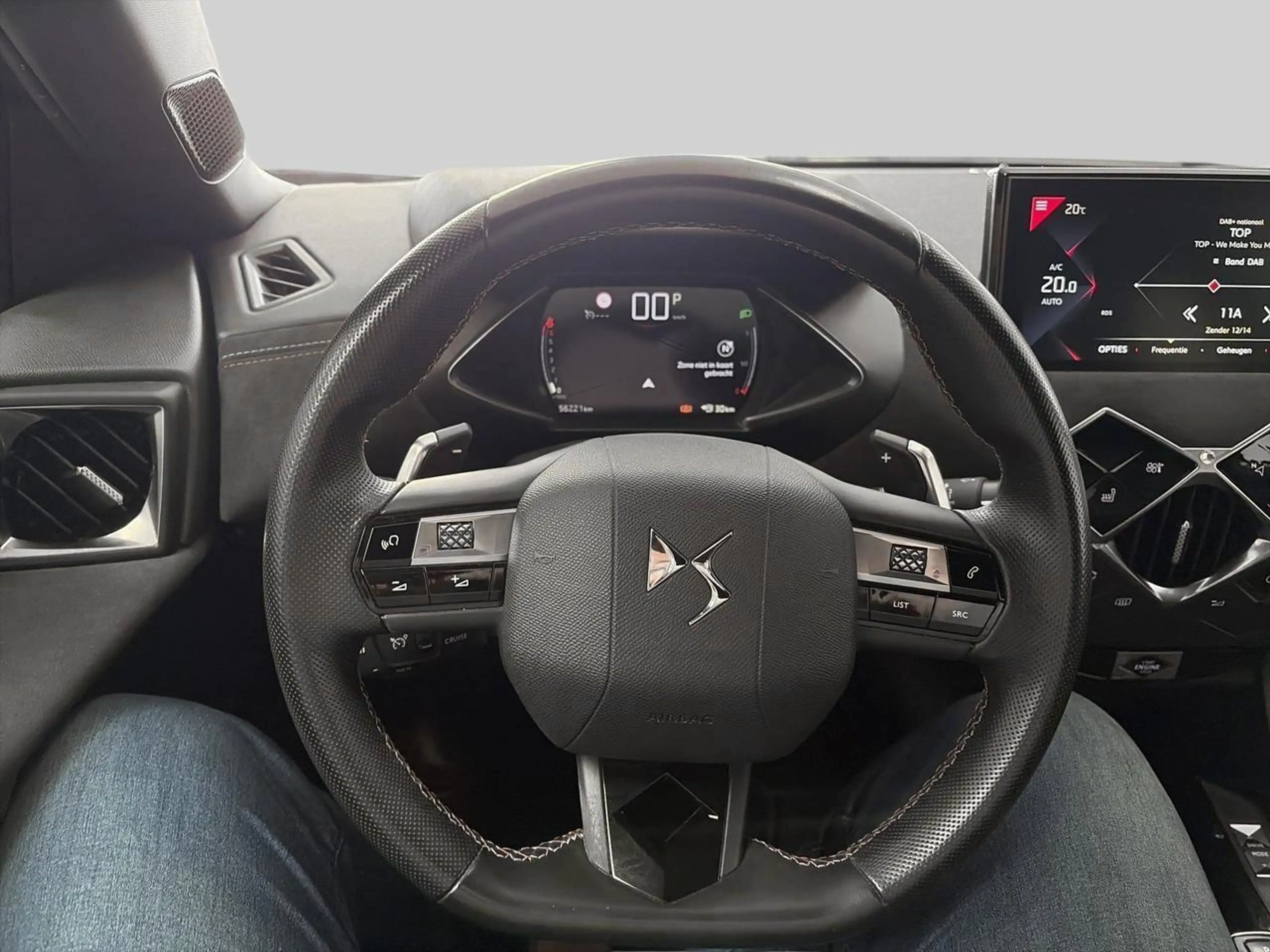 DS Automobiles DS 3 Crossback 1.2 PureTech Performance Line+ — photo 10