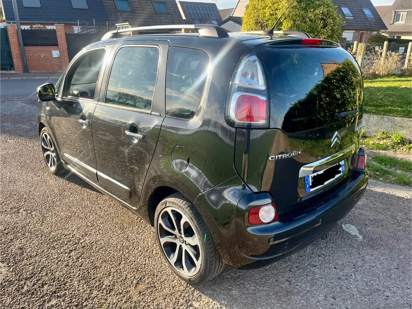 Citroen C3 Picasso HDi 90 Airdream Exclusive Black Pack - 2
