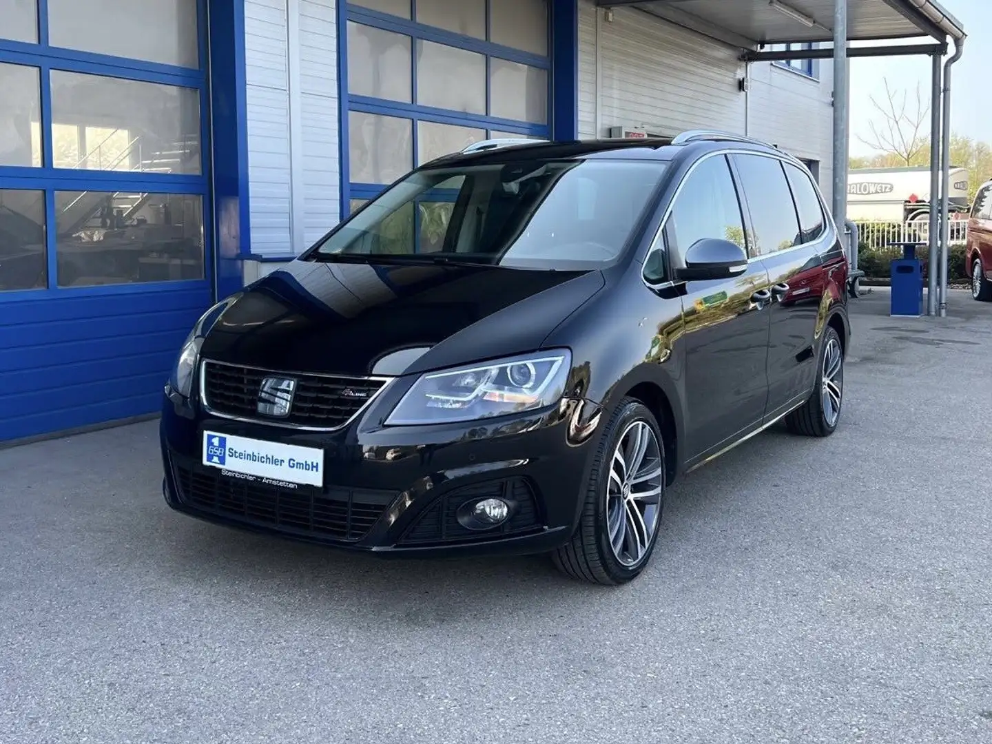 SEAT Alhambra FR 2,0 TDI DSG 4WD,MwSt.Pano,AHK, Schwarz - 2